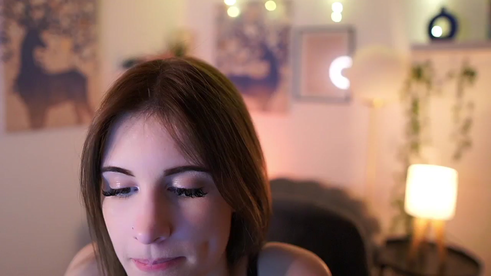 Gallery image thumbnail from Ellie_Shae's myfreecams stream on, 02/01/2025, 19:03 image 11 of 20