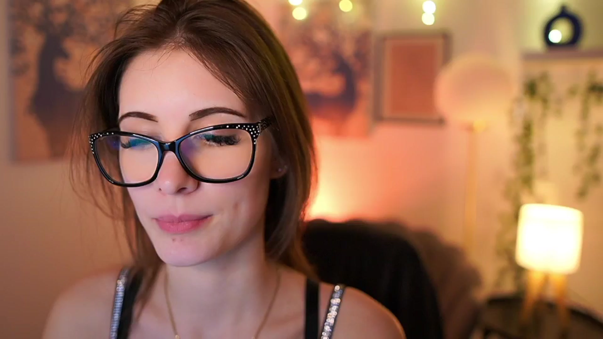 Gallery image thumbnail from Ellie_Shae's myfreecams stream on, 02/02/2025, 14:55 image 5 of 20