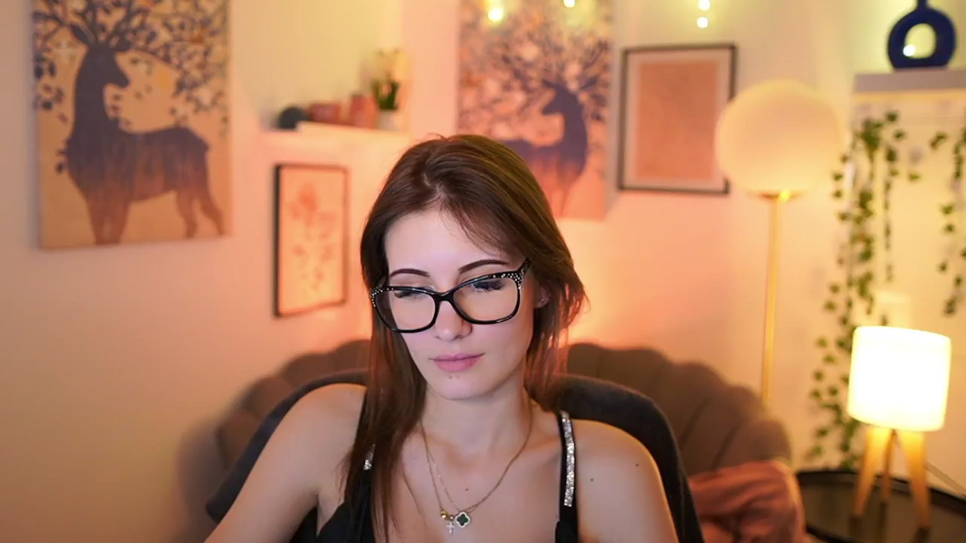 Gallery image thumbnail from Ellie_Shae's myfreecams stream on, 02/02/2025, 17:54 image 20 of 20