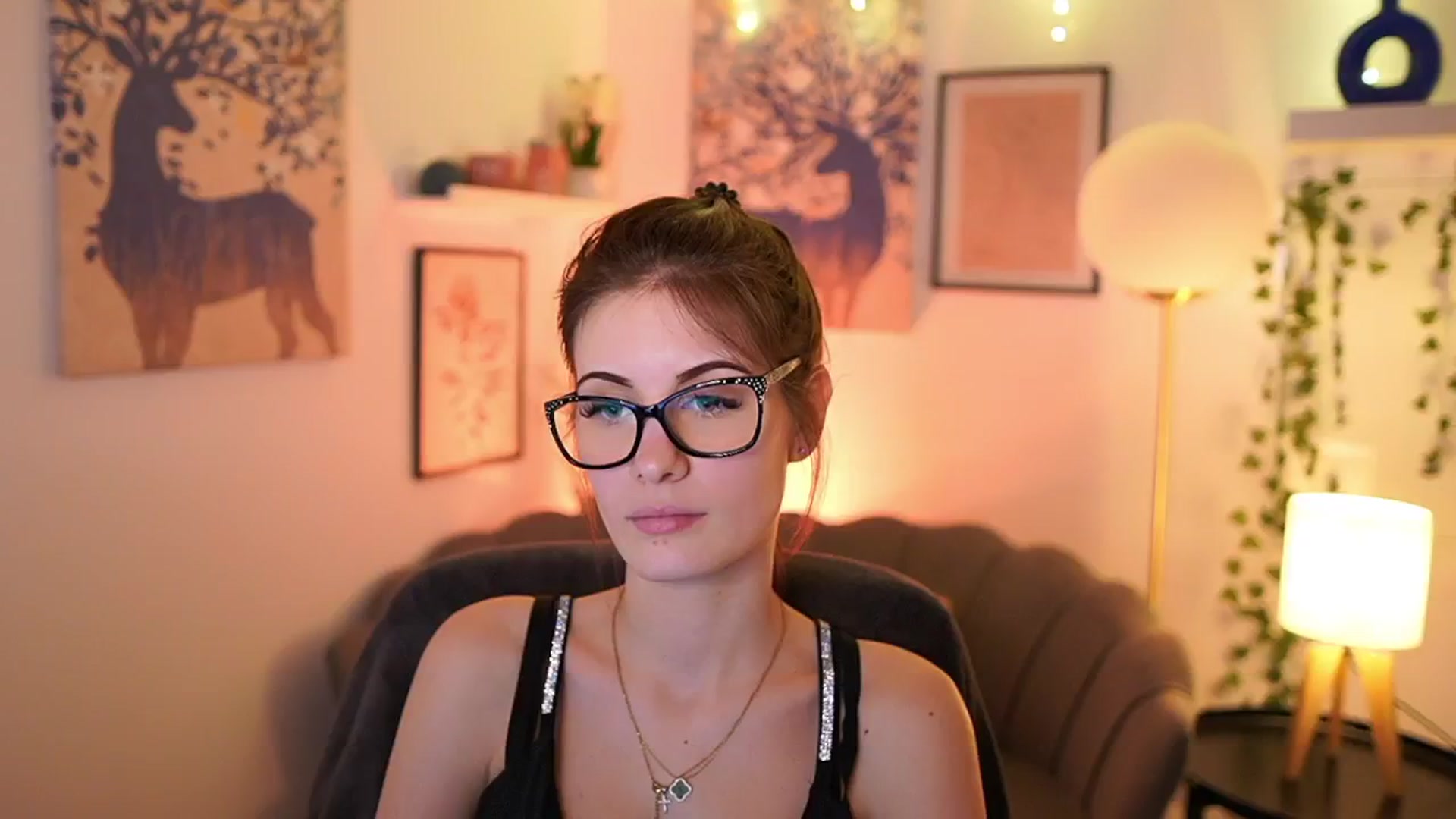 Gallery image thumbnail from Ellie_Shae's myfreecams stream on, 02/02/2025, 19:02 image 20 of 20