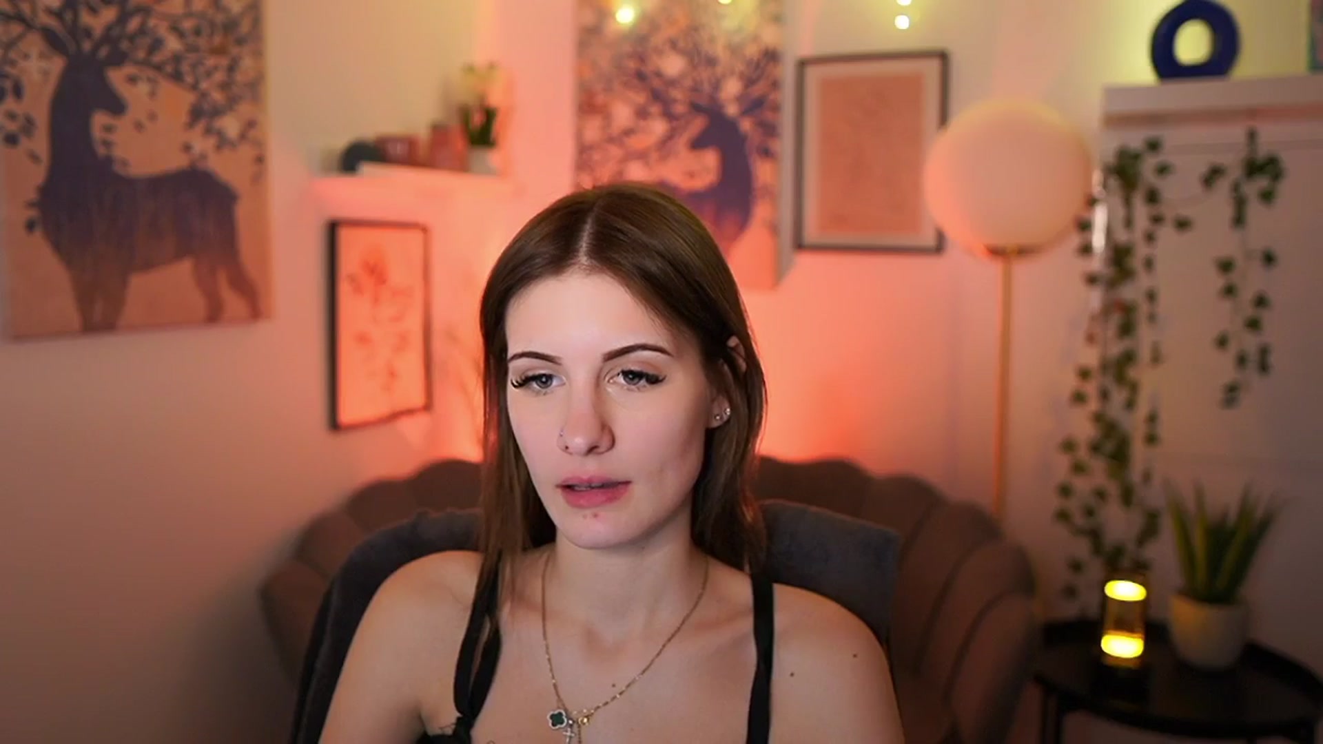 Gallery image thumbnail from Ellie_Shae's myfreecams stream on, 02/04/2025, 17:24 image 19 of 20