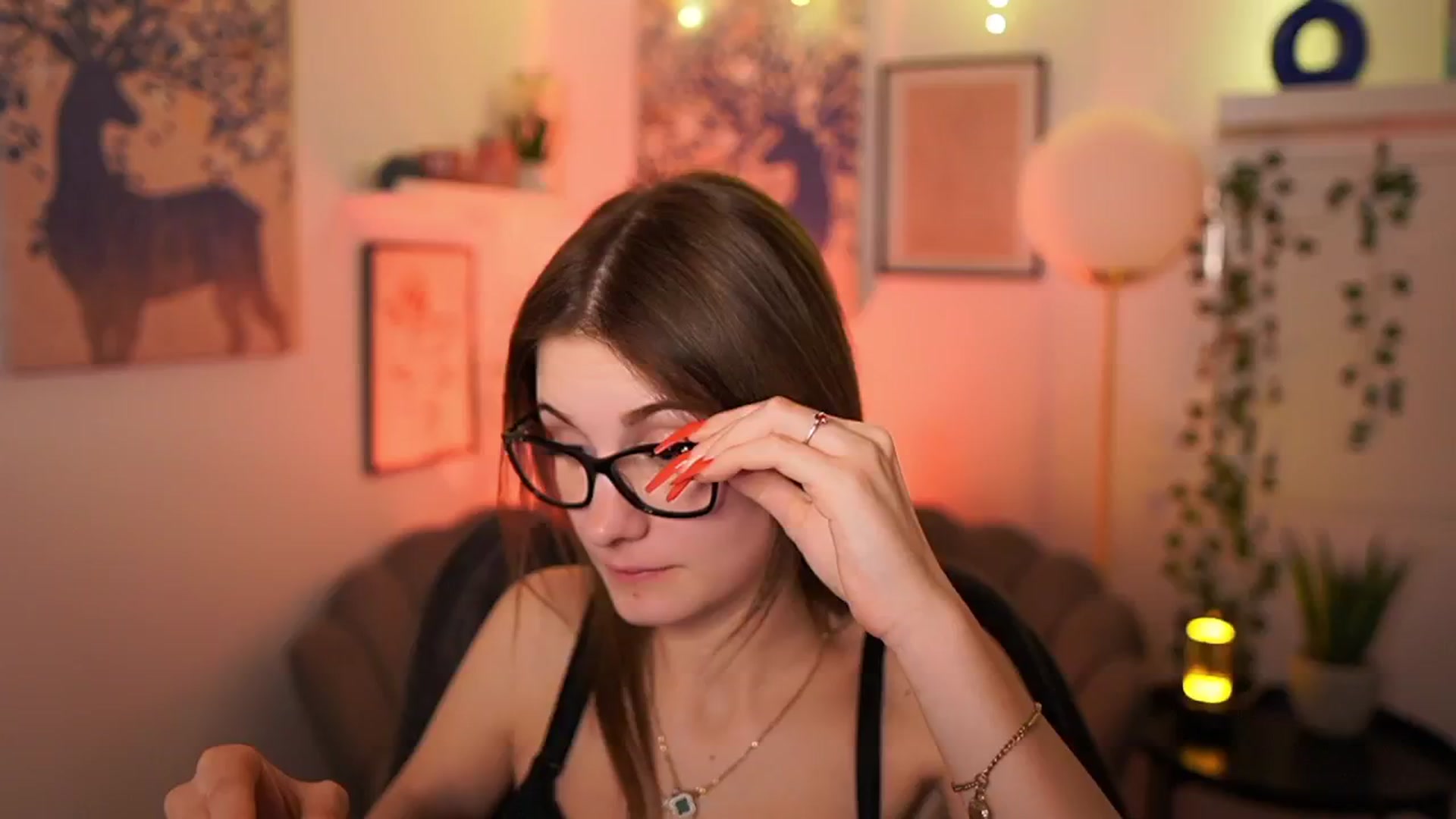 Gallery image thumbnail from Ellie_Shae's myfreecams stream on, 02/05/2025, 18:58 image 16 of 20
