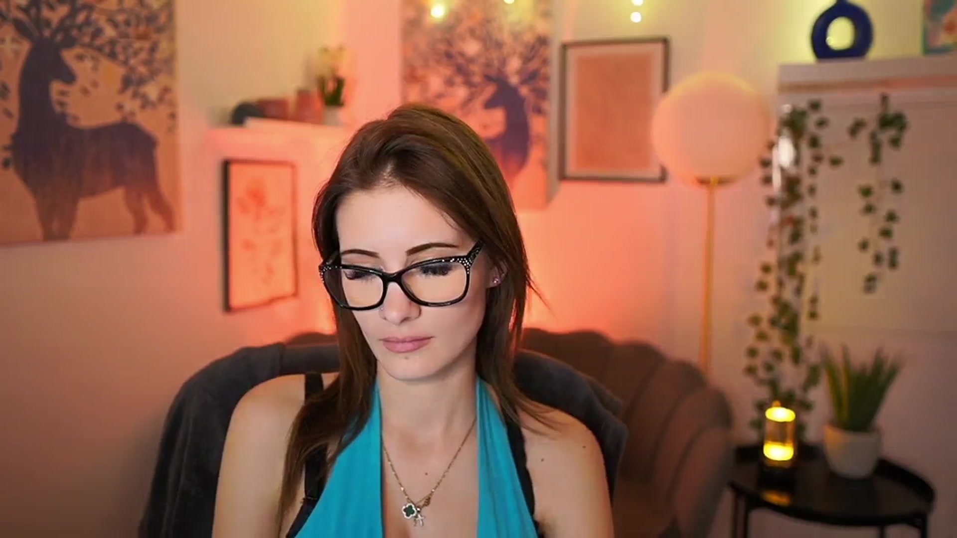 Gallery image thumbnail from Ellie_Shae's myfreecams stream on, 02/06/2025, 15:16 image 11 of 20