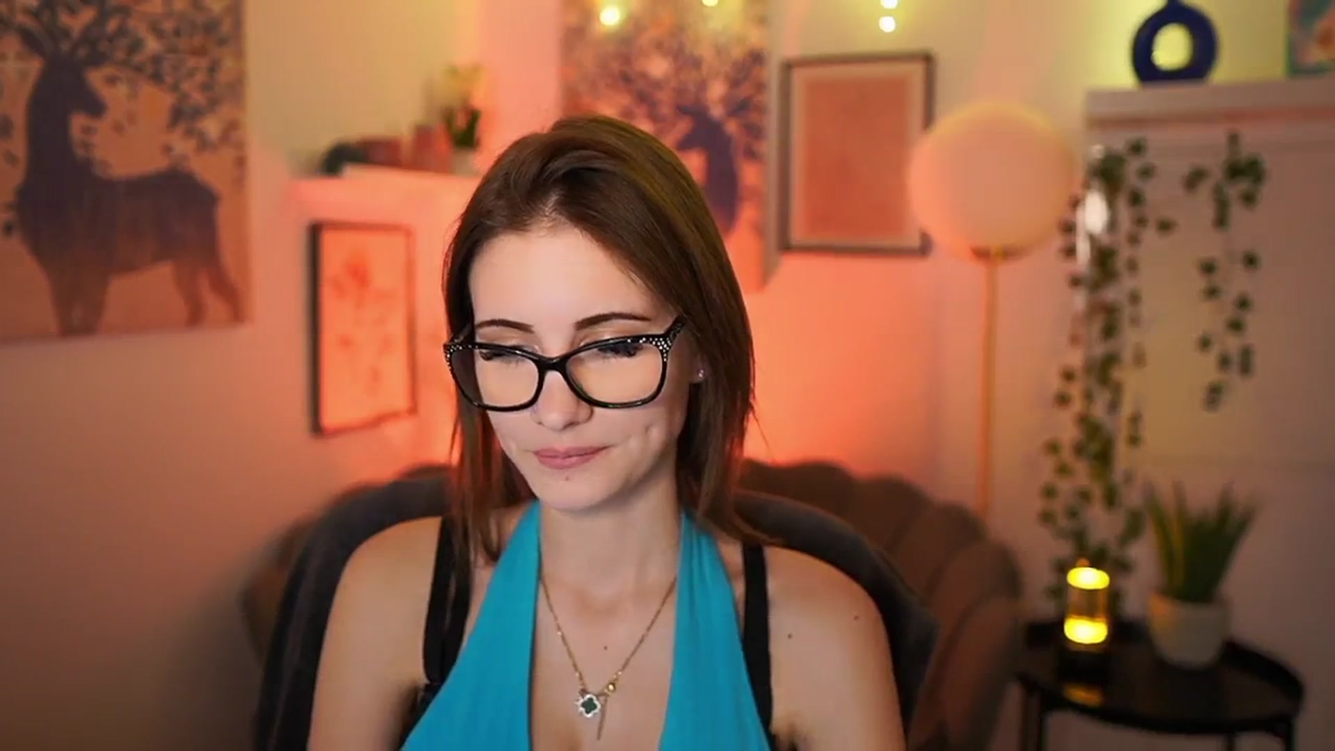 Gallery image thumbnail from Ellie_Shae's myfreecams stream on, 02/06/2025, 15:16 image 6 of 20