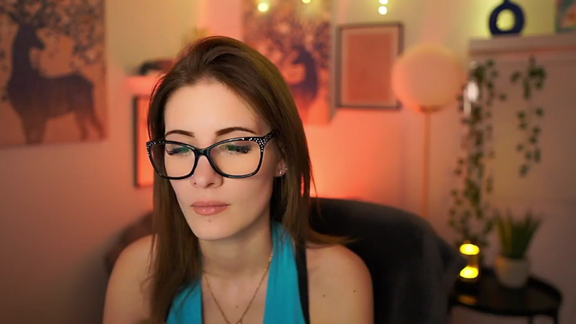 Gallery image thumbnail from Ellie_Shae's myfreecams stream on, 02/06/2025, 15:16 image 1 of 20