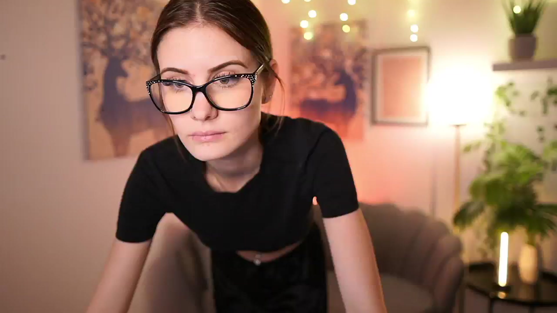 Gallery image thumbnail from Ellie_Shae's myfreecams stream on, 02/18/2025, 15:46 image 12 of 20