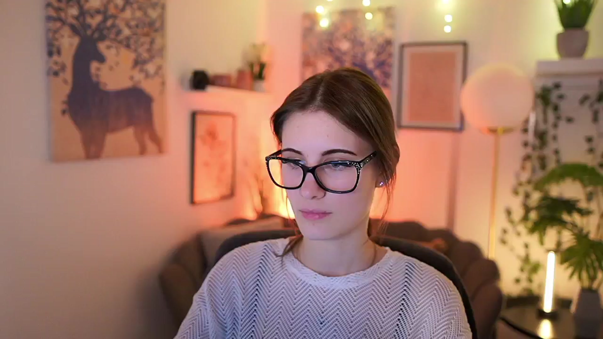Gallery image thumbnail from Ellie_Shae's myfreecams stream on, 02/20/2025, 15:01 image 13 of 20