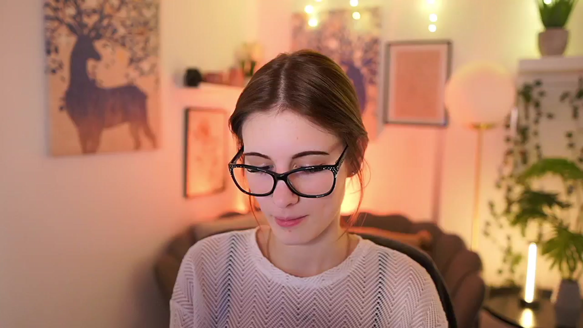 Gallery image thumbnail from Ellie_Shae's myfreecams stream on, 02/20/2025, 15:01 image 3 of 20