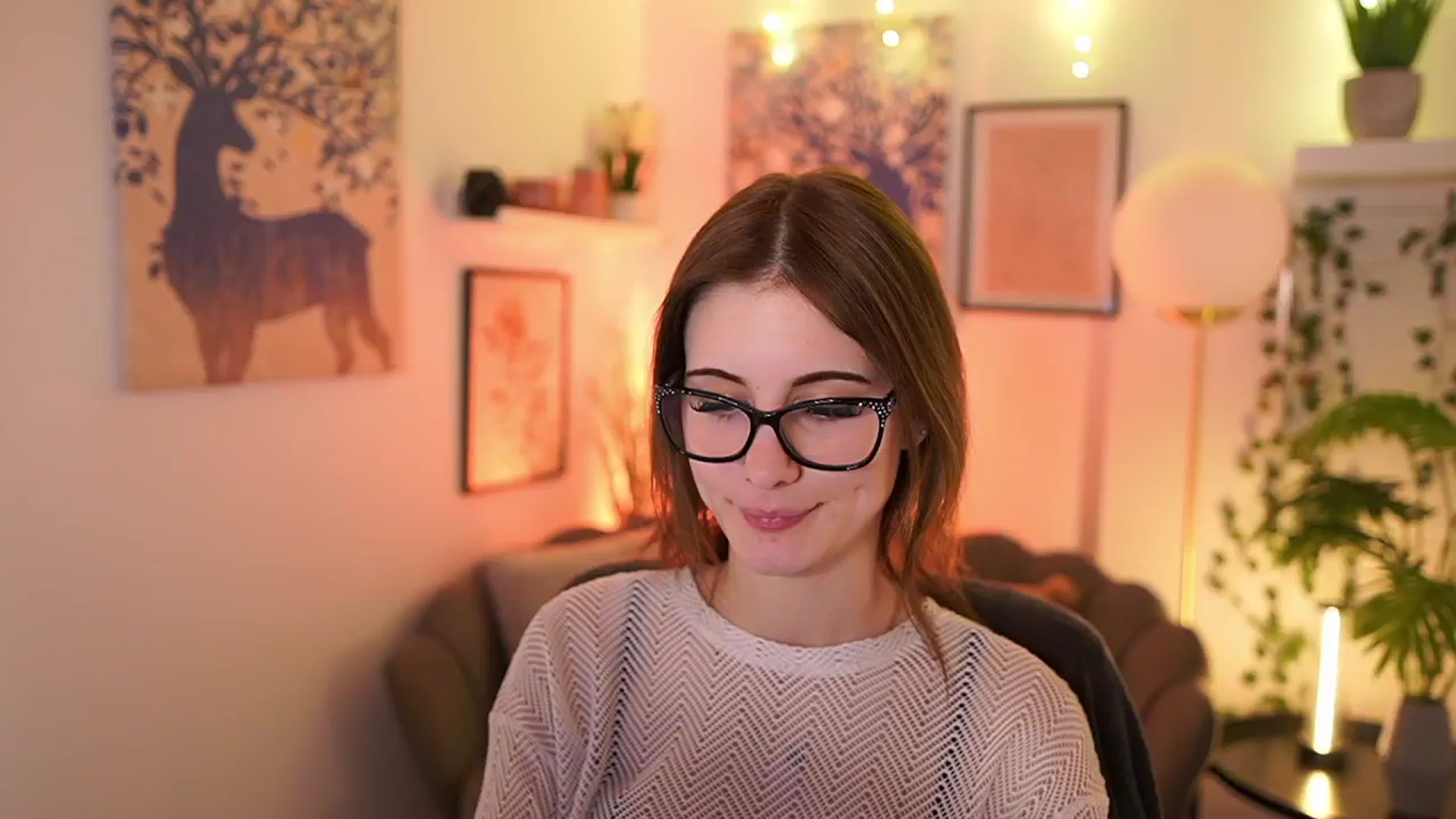 Gallery image thumbnail from Ellie_Shae's myfreecams stream on, 02/20/2025, 16:10 image 7 of 20