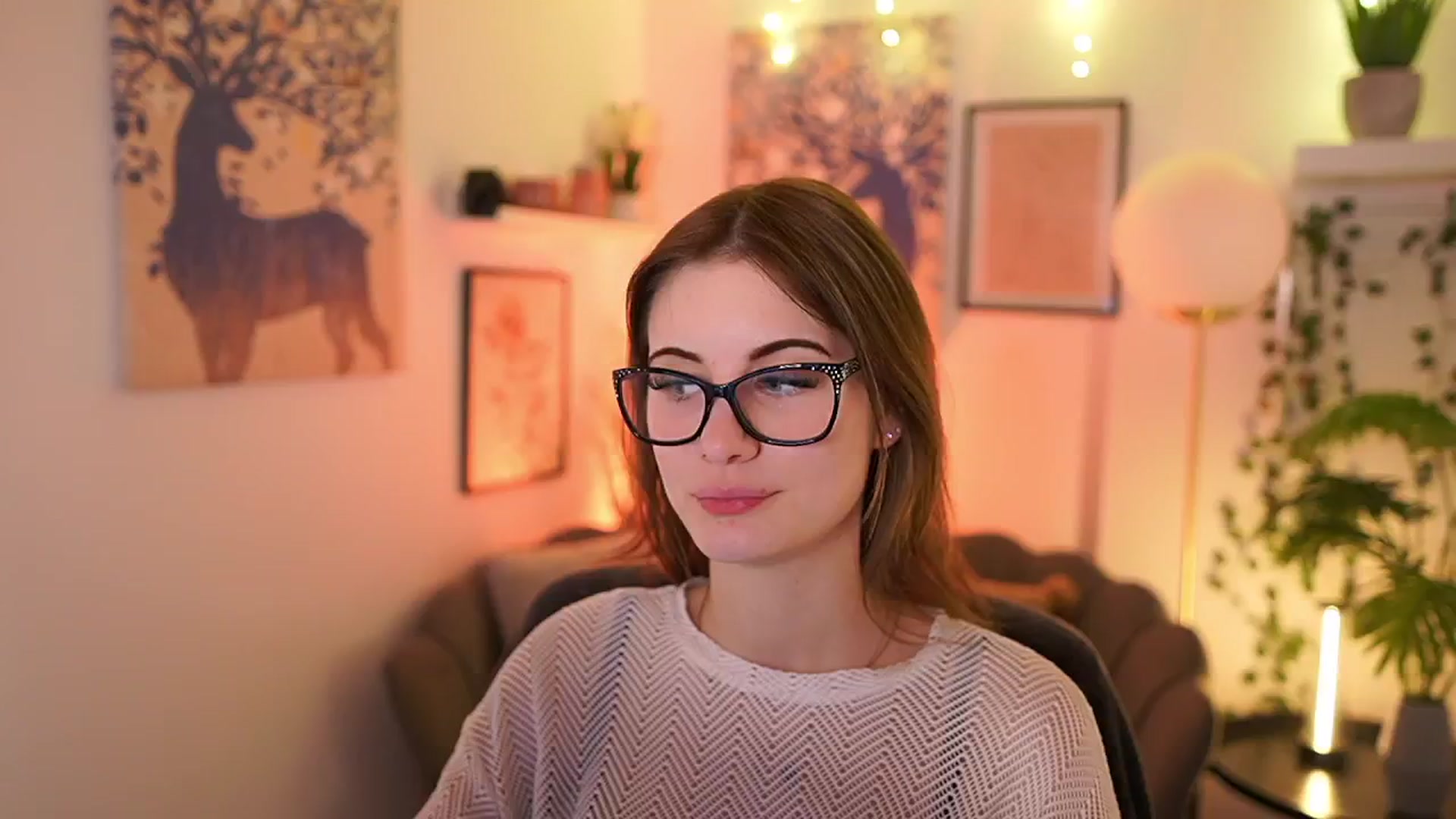 Gallery image thumbnail from Ellie_Shae's myfreecams stream on, 02/20/2025, 16:10 image 17 of 20