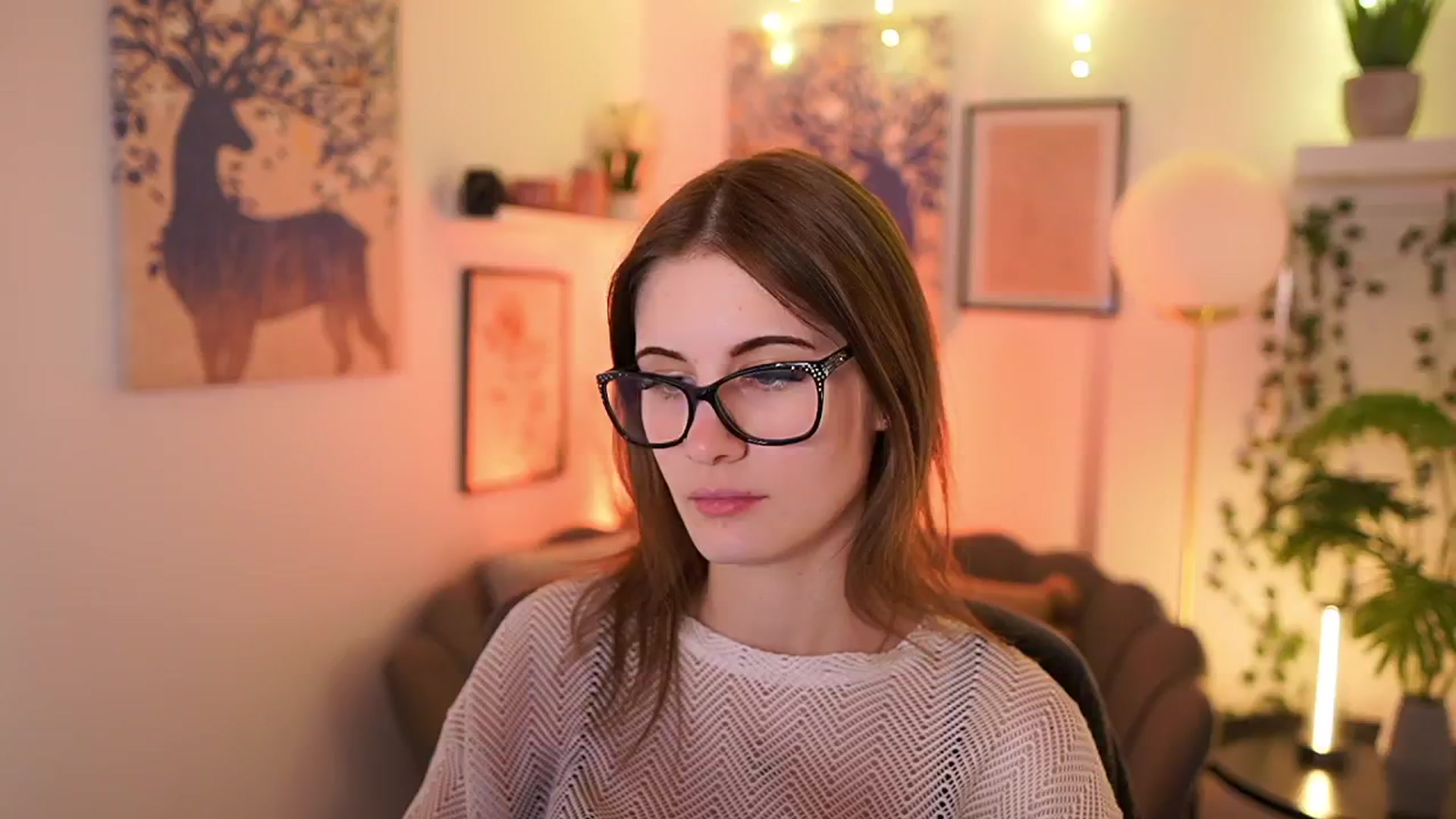 Gallery image thumbnail from Ellie_Shae's myfreecams stream on, 02/20/2025, 16:45 image 15 of 20
