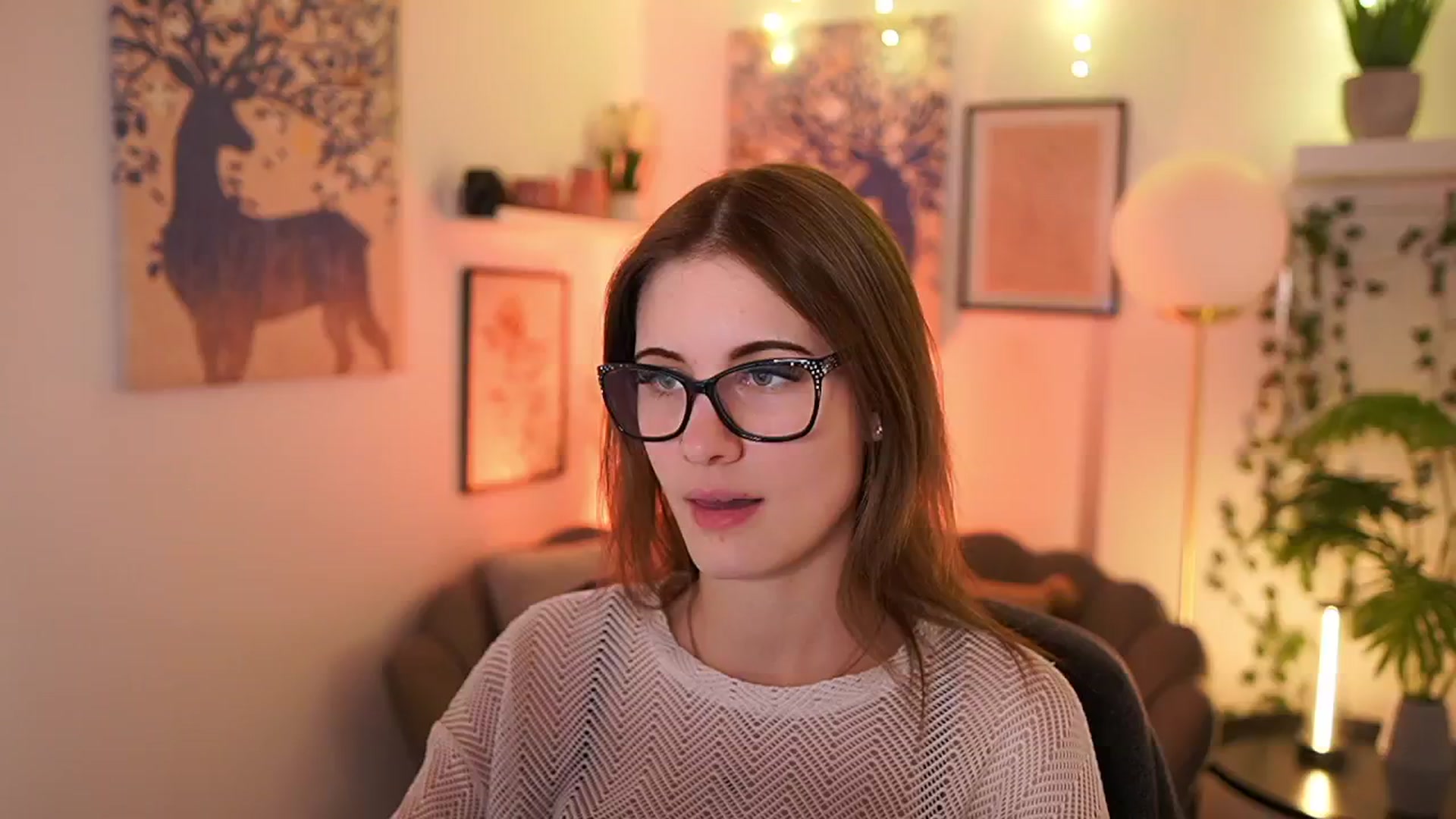 Gallery image thumbnail from Ellie_Shae's myfreecams stream on, 02/20/2025, 17:07 image 10 of 20