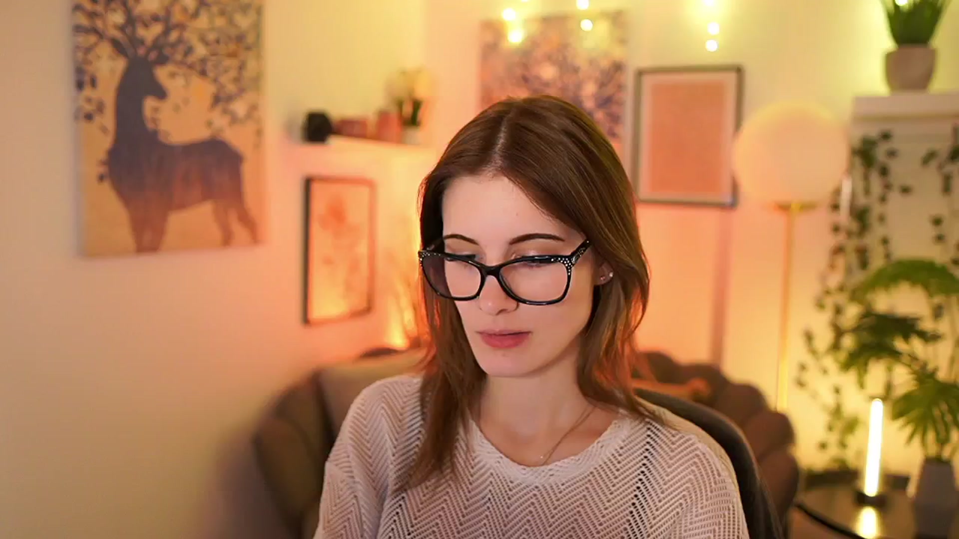 Gallery image thumbnail from Ellie_Shae's myfreecams stream on, 02/20/2025, 17:37 image 6 of 20