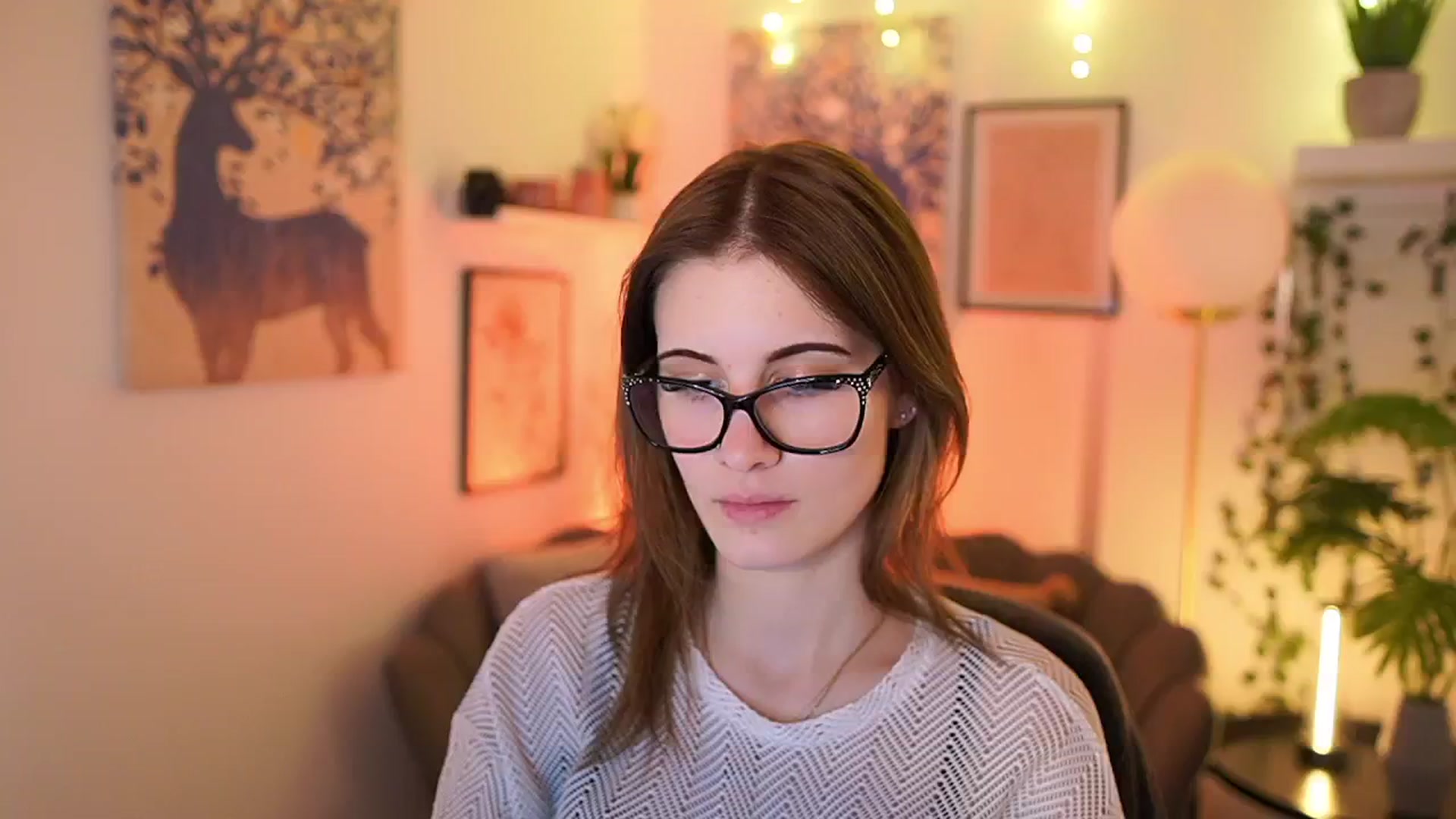 Gallery image thumbnail from Ellie_Shae's myfreecams stream on, 02/20/2025, 17:37 image 4 of 20