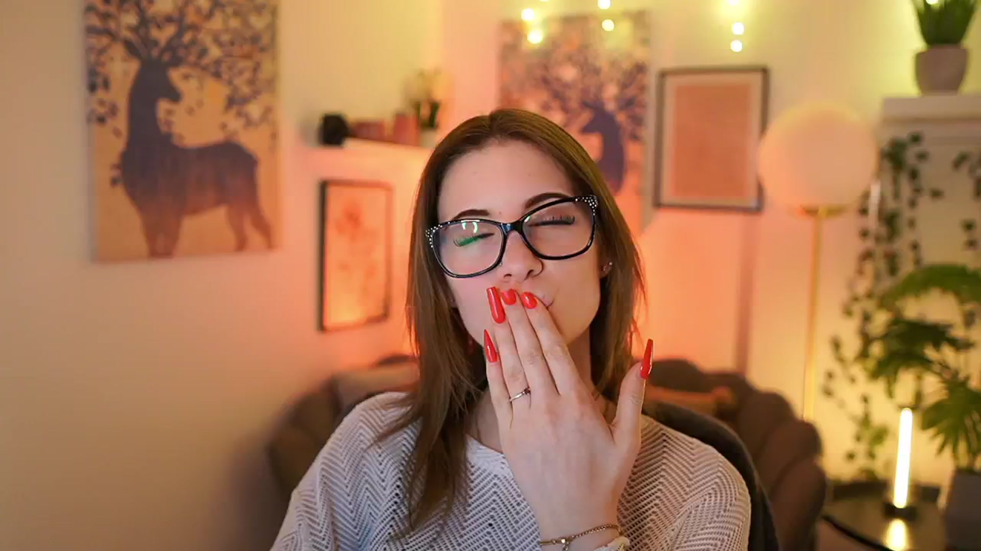 Gallery image thumbnail from Ellie_Shae's myfreecams stream on, 02/20/2025, 17:37 image 13 of 20