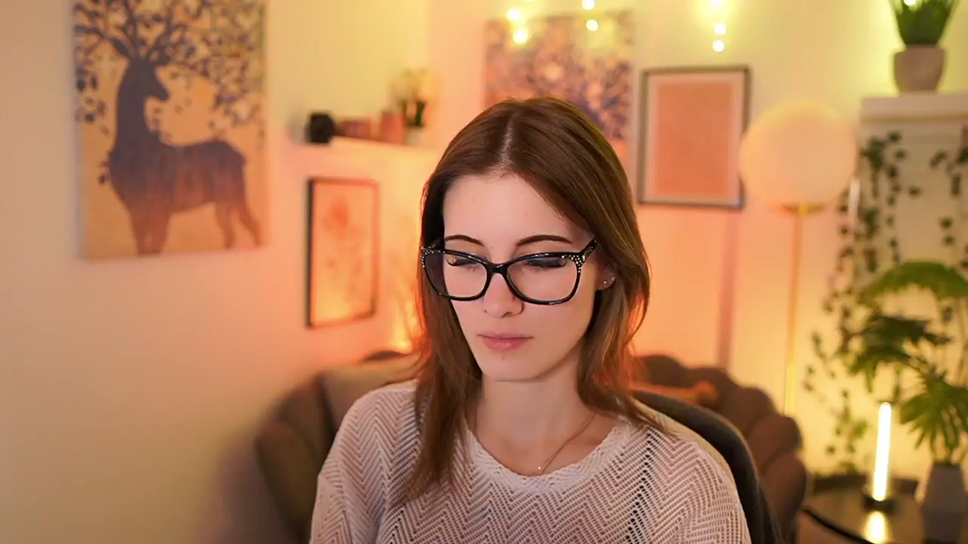 Gallery image thumbnail from Ellie_Shae's myfreecams stream on, 02/20/2025, 17:37 image 7 of 20