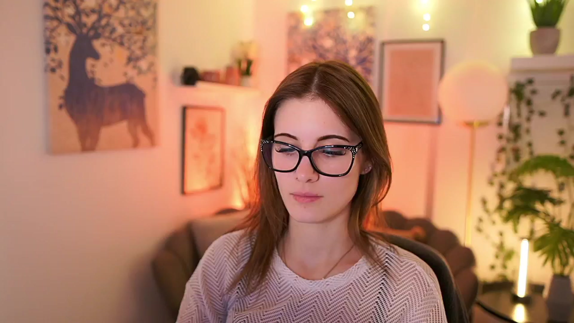 Gallery image thumbnail from Ellie_Shae's myfreecams stream on, 02/20/2025, 17:37 image 11 of 20
