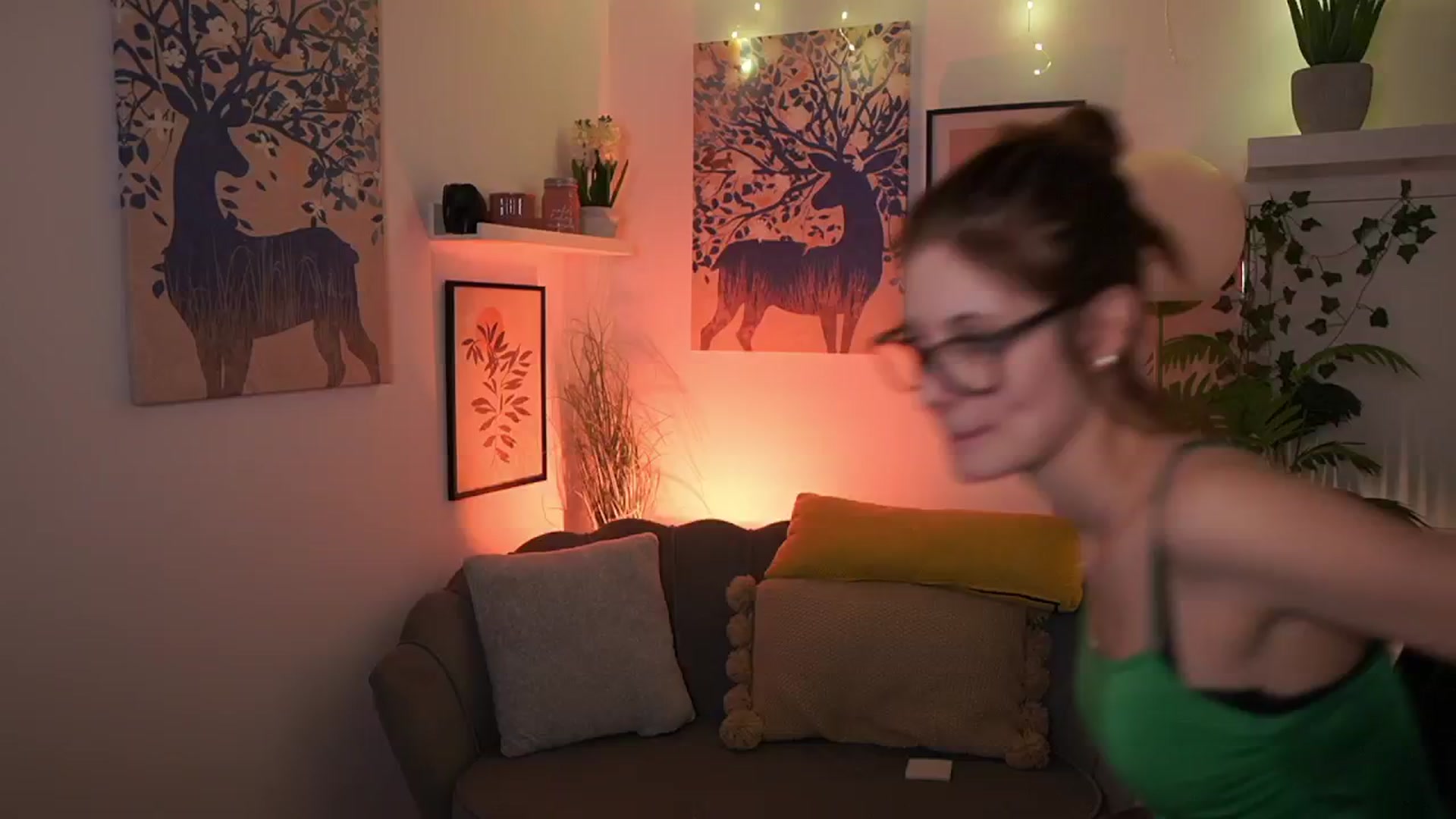Gallery image thumbnail from Ellie_Shae's myfreecams stream on, 02/25/2025, 16:13 image 16 of 20