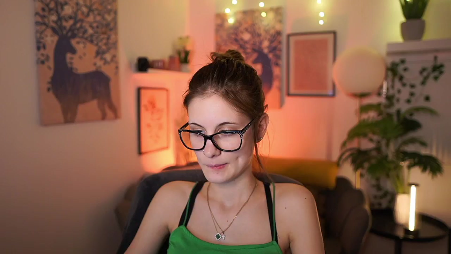 Gallery image thumbnail from Ellie_Shae's myfreecams stream on, 02/25/2025, 16:13 image 20 of 20