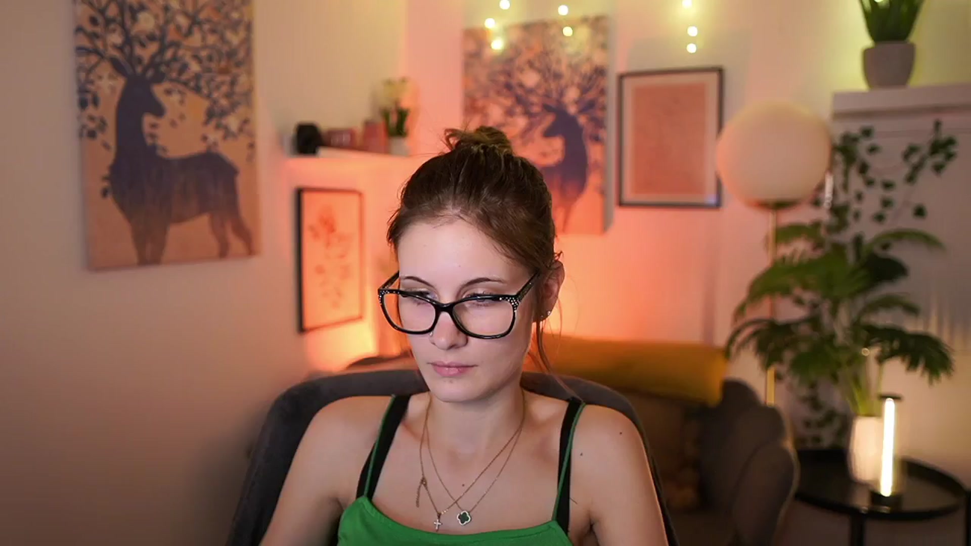 Gallery image thumbnail from Ellie_Shae's myfreecams stream on, 02/25/2025, 16:49 image 20 of 20