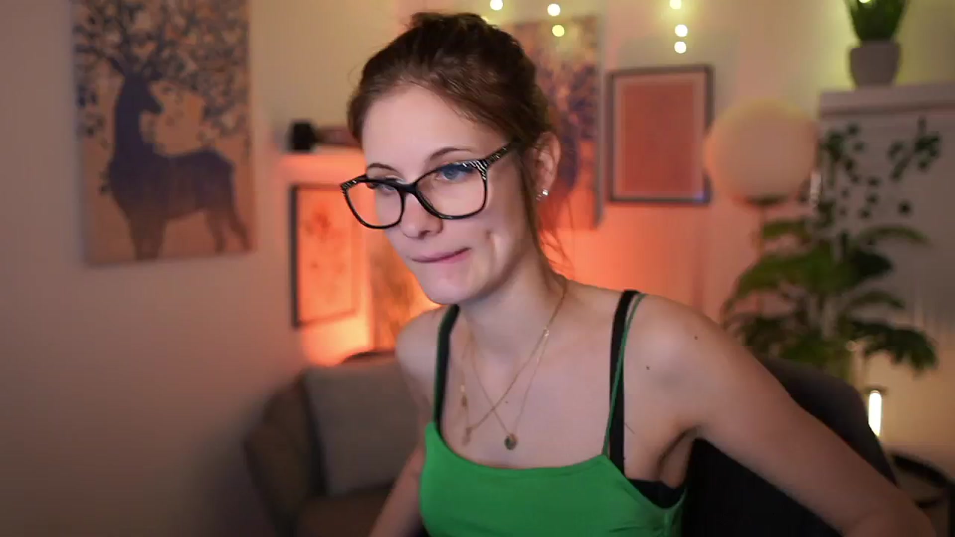 Gallery image thumbnail from Ellie_Shae's myfreecams stream on, 02/25/2025, 16:49 image 10 of 20