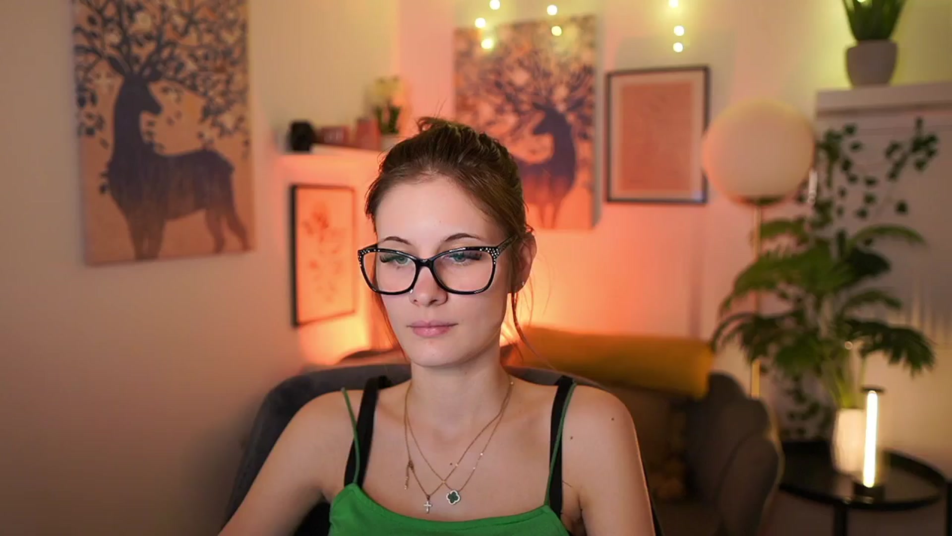 Gallery image thumbnail from Ellie_Shae's myfreecams stream on, 02/25/2025, 16:49 image 15 of 20