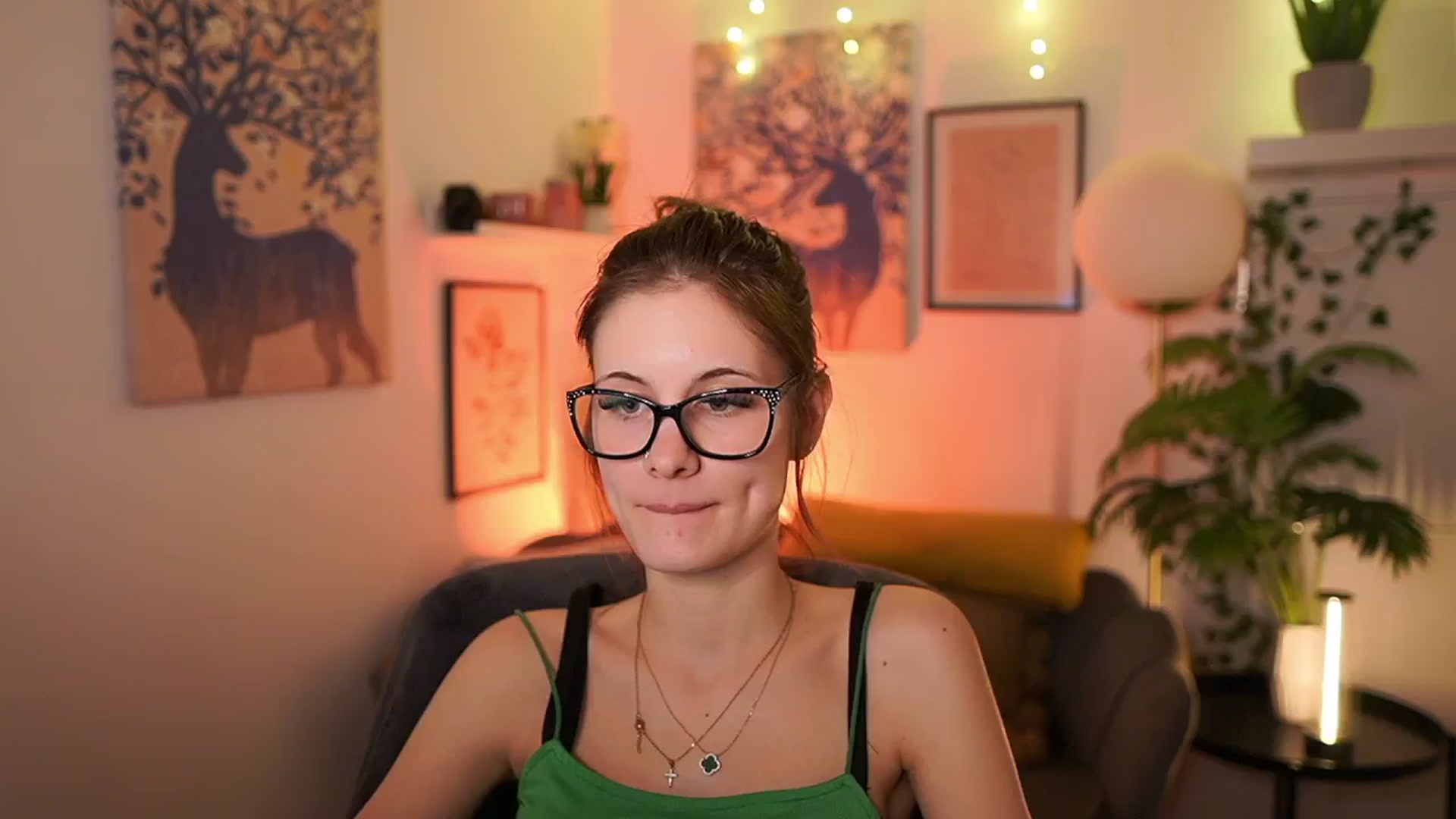 Gallery image thumbnail from Ellie_Shae's myfreecams stream on, 02/25/2025, 16:49 image 19 of 20