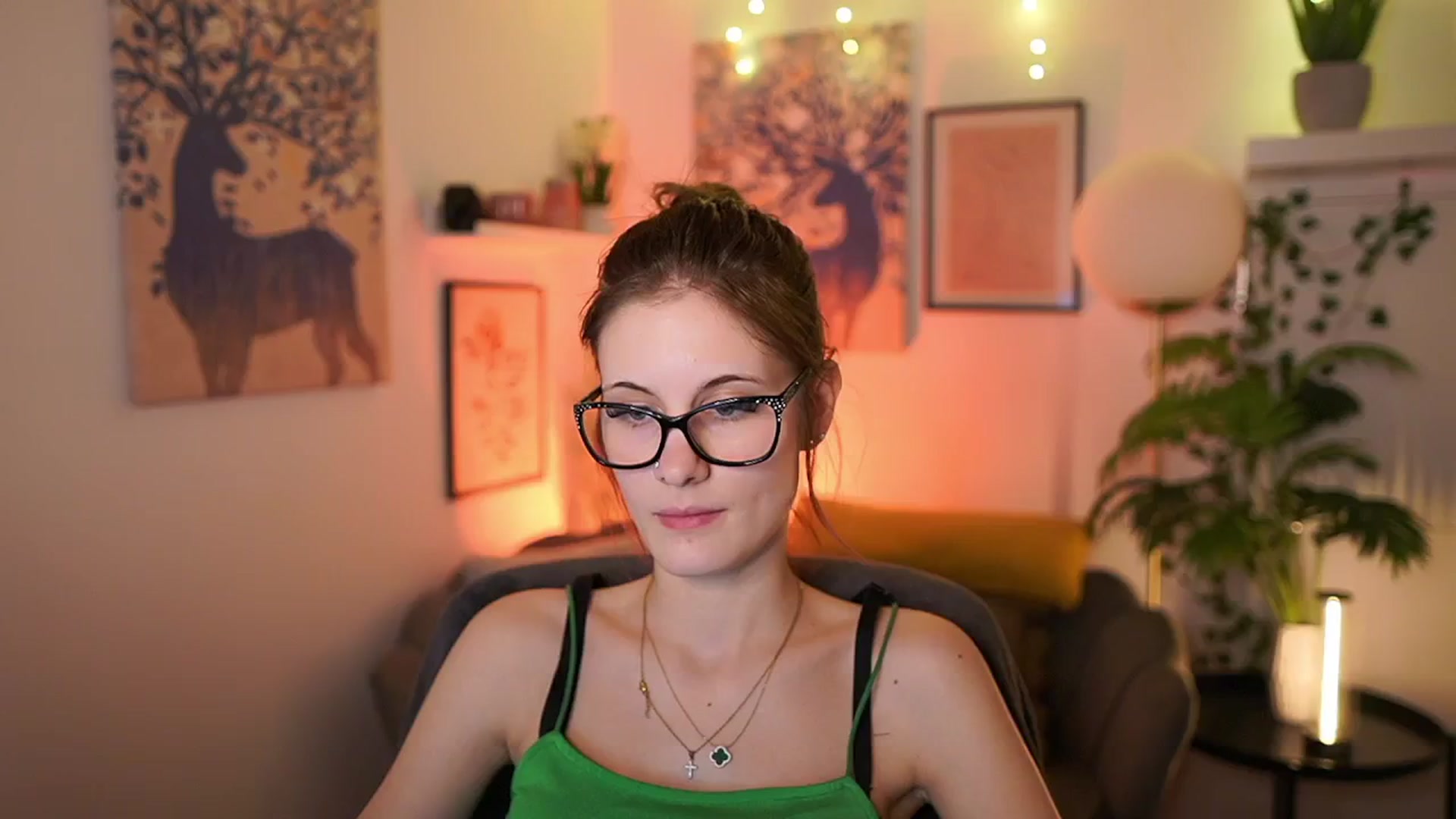 Gallery image thumbnail from Ellie_Shae's myfreecams stream on, 02/25/2025, 16:49 image 7 of 20
