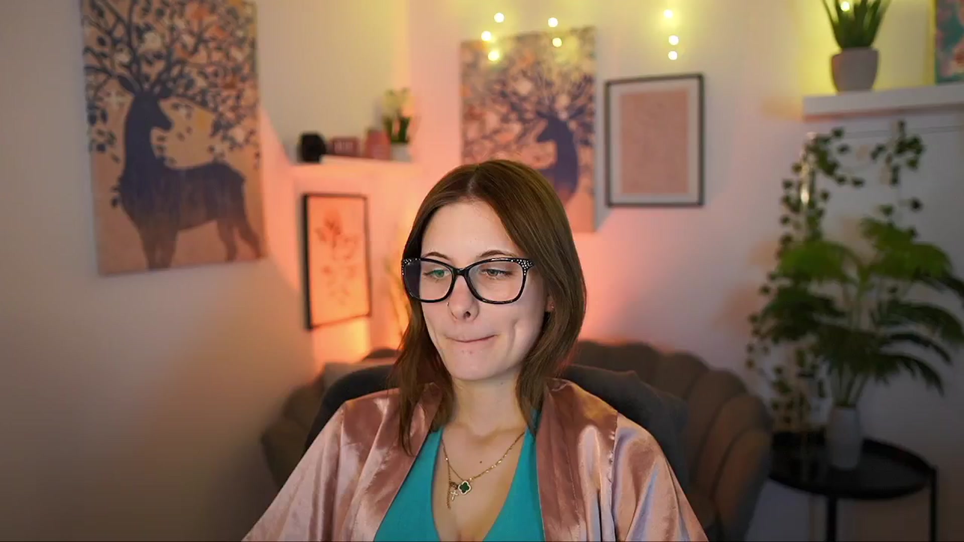 Gallery image thumbnail from Ellie_Shae's myfreecams stream on, 02/26/2025, 17:08 image 12 of 20