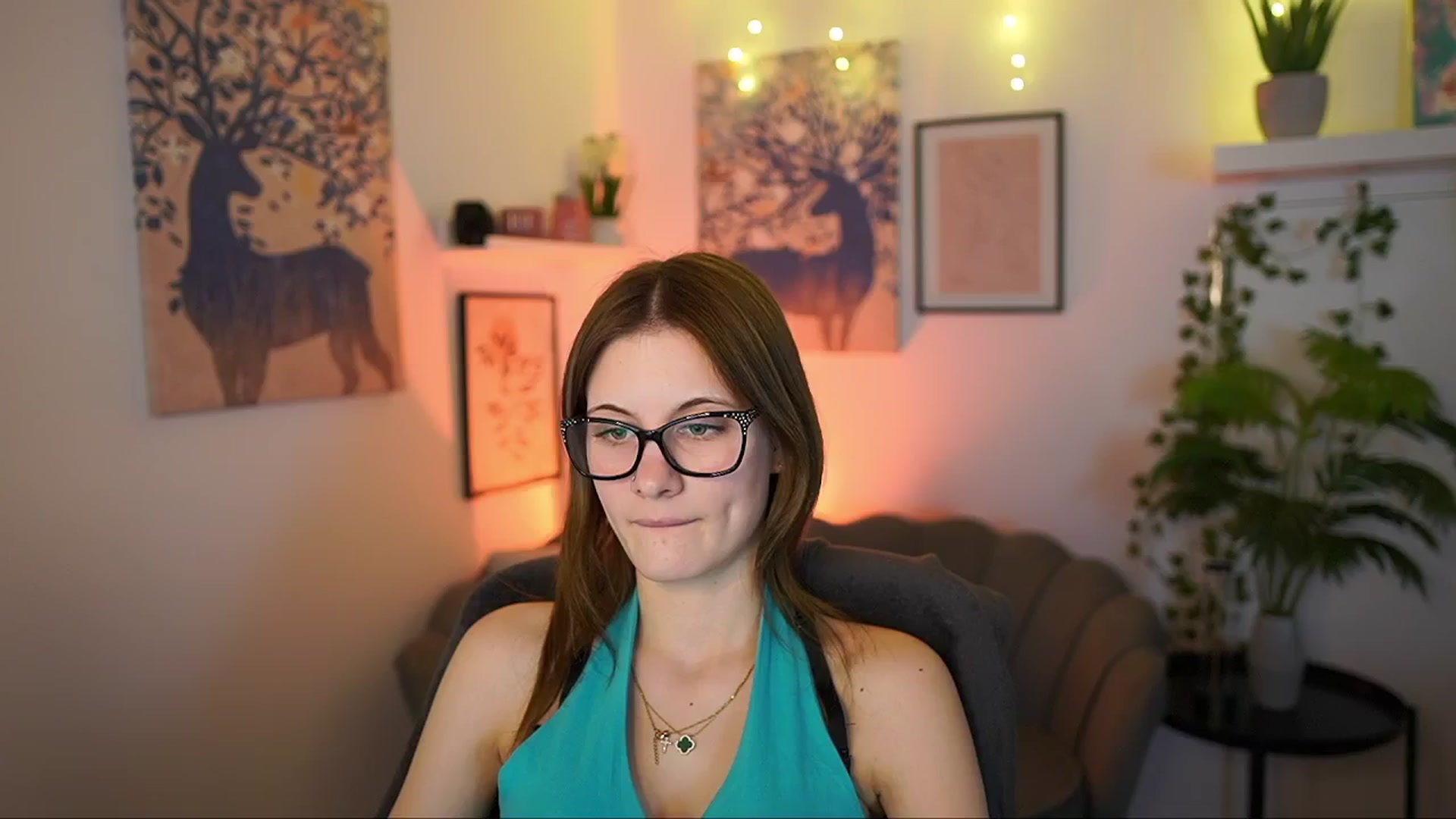 Gallery image thumbnail from Ellie_Shae's myfreecams stream on, 02/26/2025, 19:01 image 16 of 20