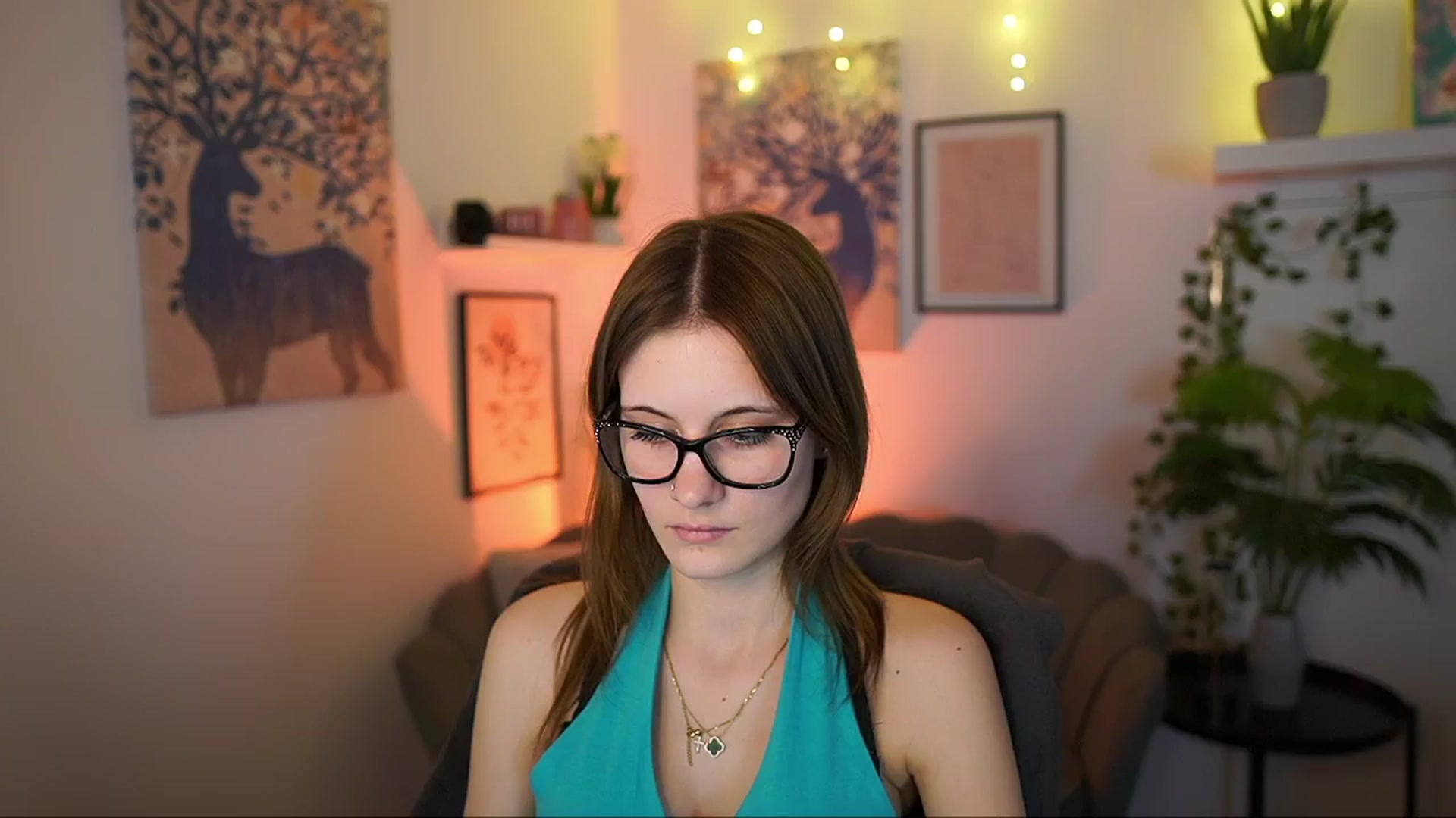 Gallery image thumbnail from Ellie_Shae's myfreecams stream on, 02/26/2025, 19:01 image 6 of 20