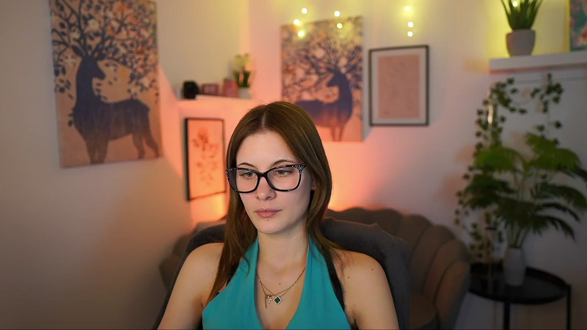 Gallery image thumbnail from Ellie_Shae's myfreecams stream on, 02/26/2025, 19:01 image 15 of 20