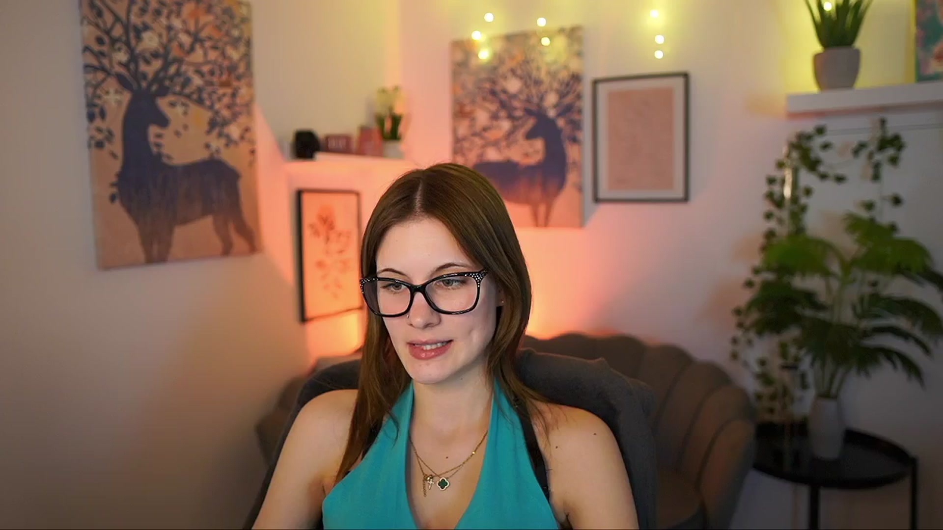 Gallery image thumbnail from Ellie_Shae's myfreecams stream on, 02/26/2025, 19:01 image 17 of 20