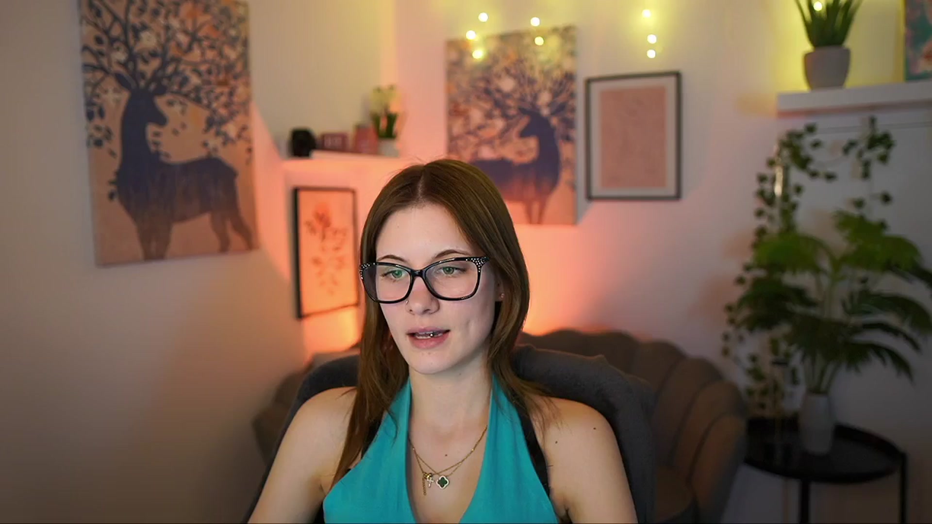 Gallery image thumbnail from Ellie_Shae's myfreecams stream on, 02/26/2025, 19:01 image 13 of 20