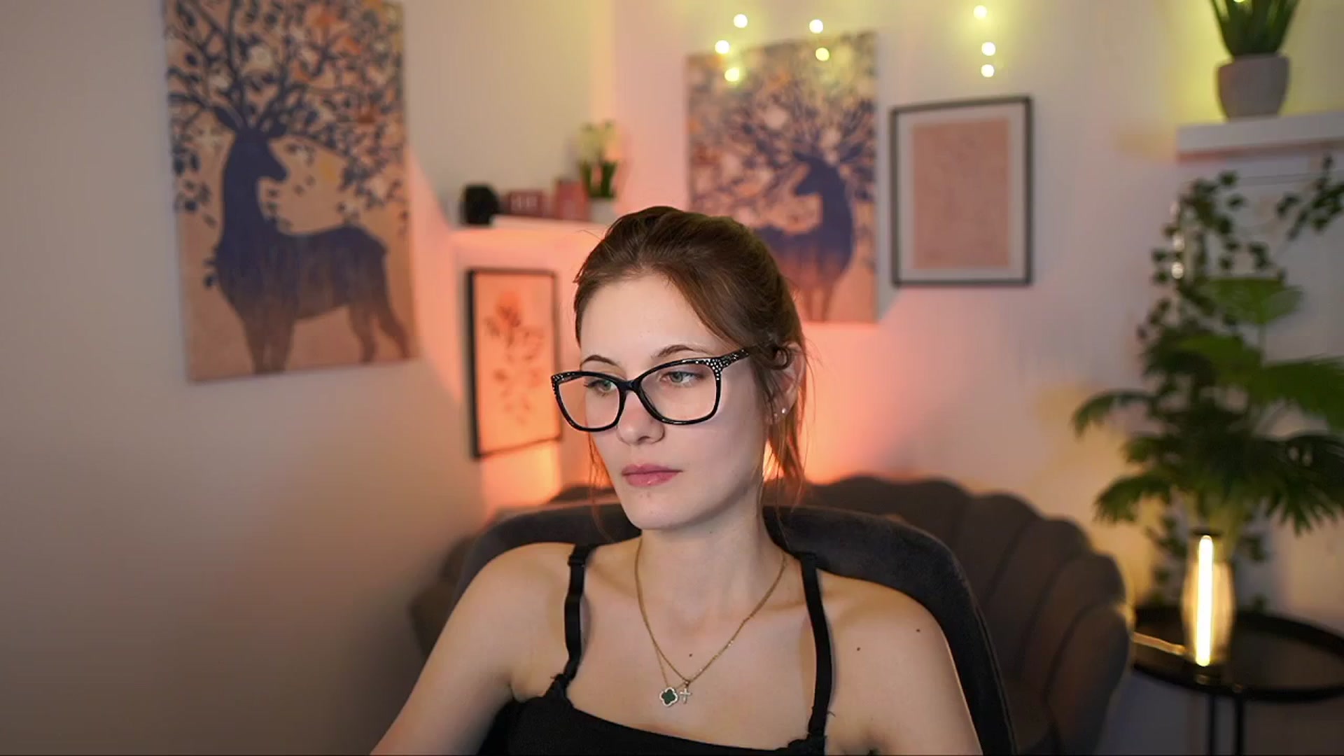 Gallery image thumbnail from Ellie_Shae's myfreecams stream on, 02/27/2025, 15:09 image 4 of 20