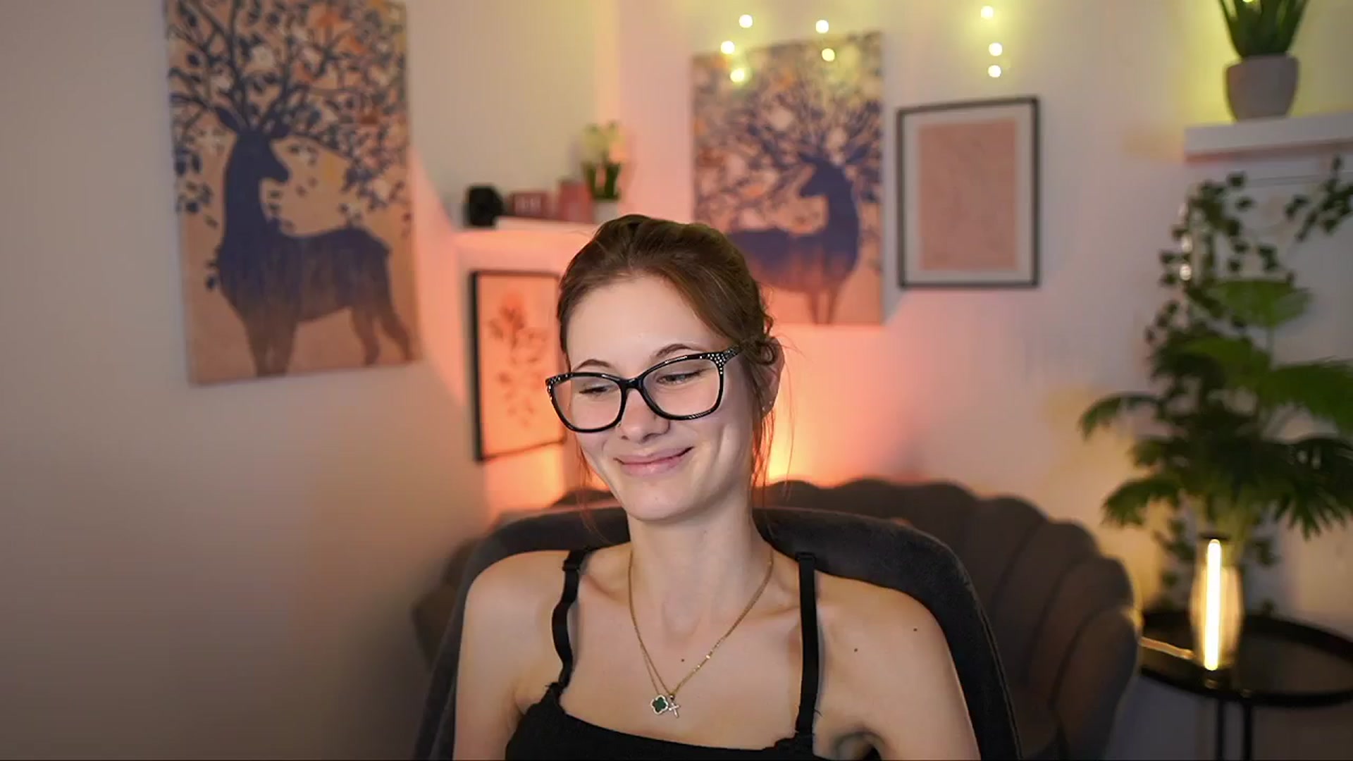 Gallery image thumbnail from Ellie_Shae's myfreecams stream on, 02/27/2025, 15:09 image 2 of 20