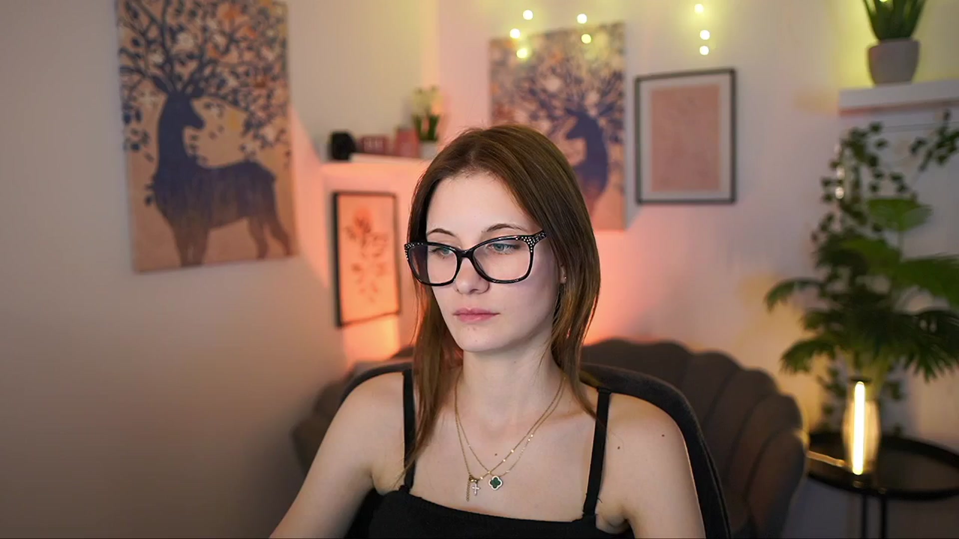 Gallery image thumbnail from Ellie_Shae's myfreecams stream on, 02/27/2025, 18:21 image 12 of 20