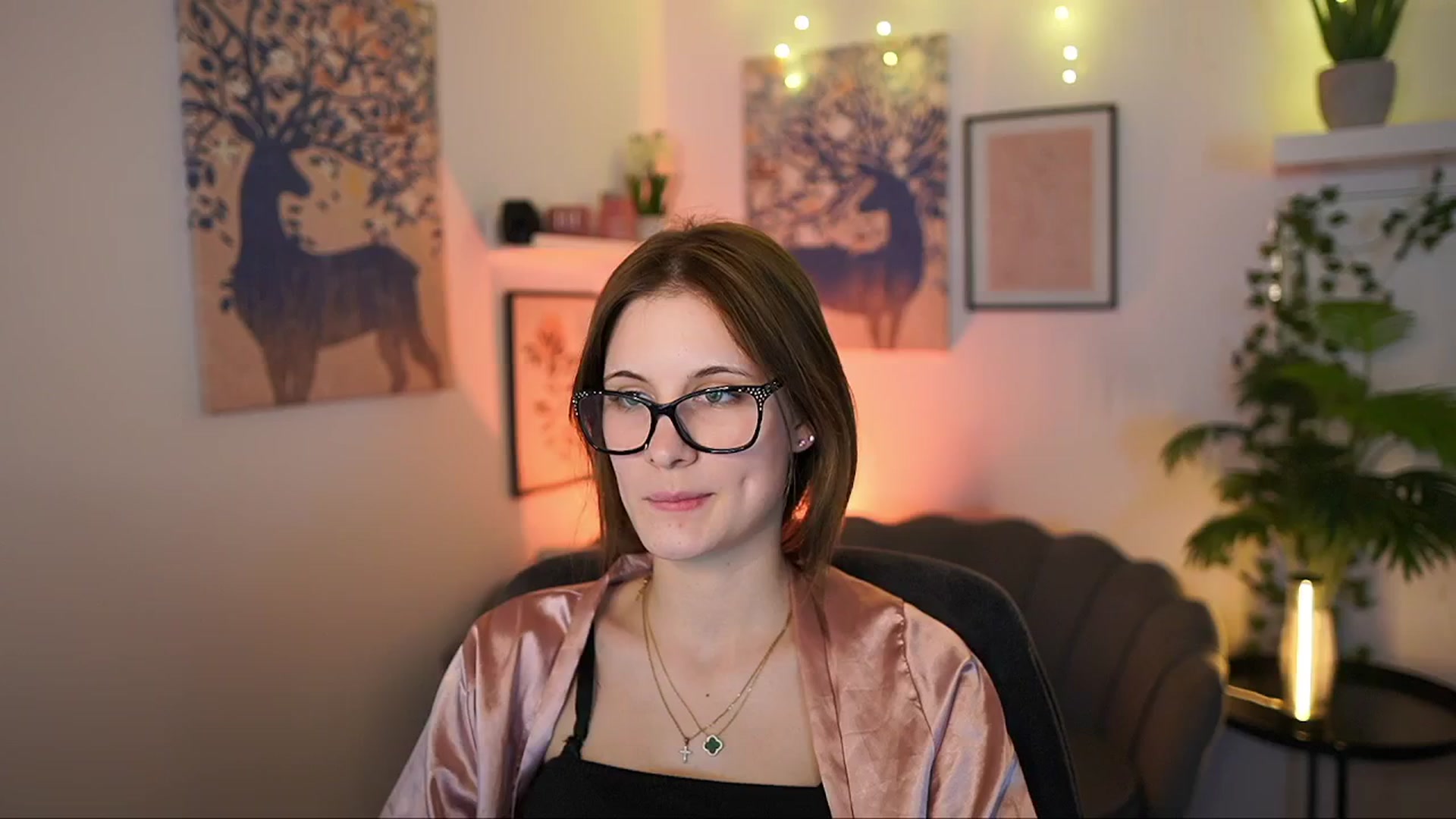 Gallery image thumbnail from Ellie_Shae's myfreecams stream on, 02/27/2025, 18:21 image 4 of 20