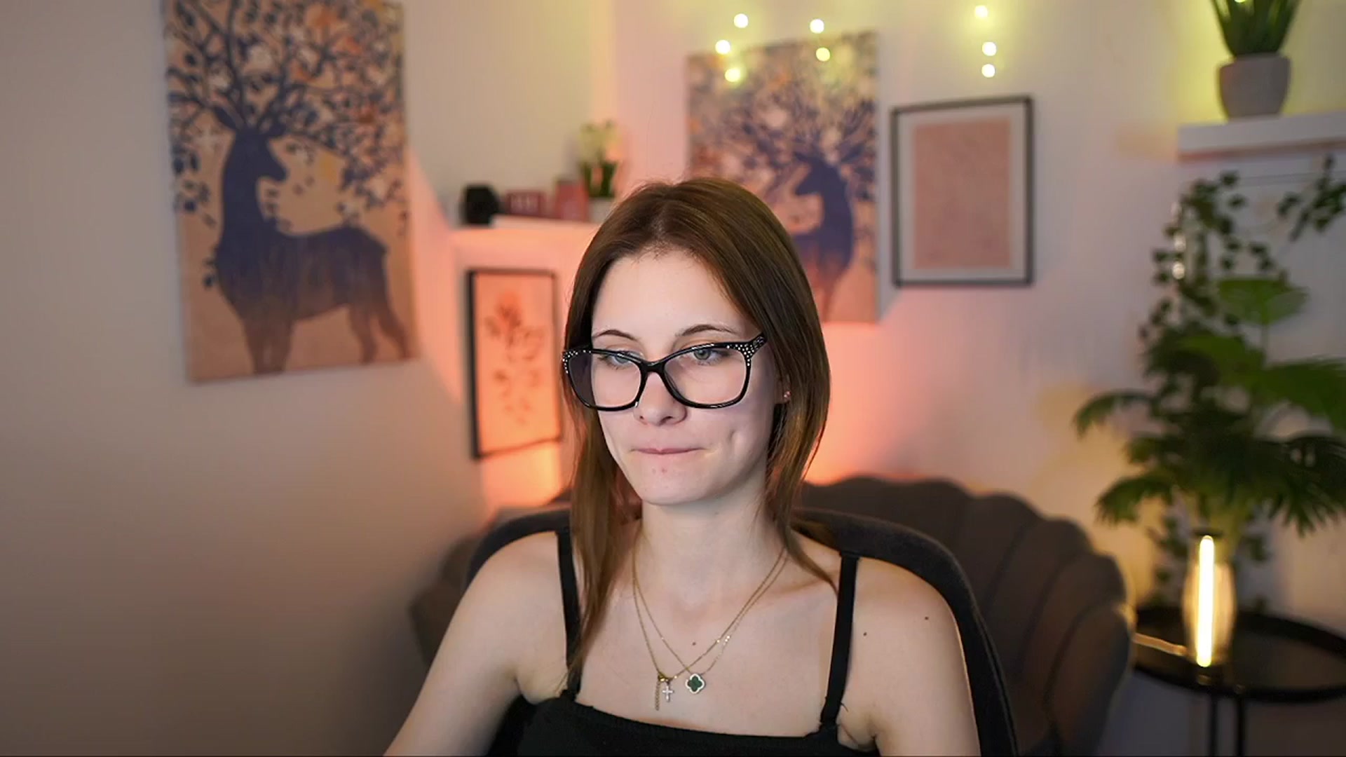 Gallery image thumbnail from Ellie_Shae's myfreecams stream on, 02/27/2025, 18:21 image 13 of 20