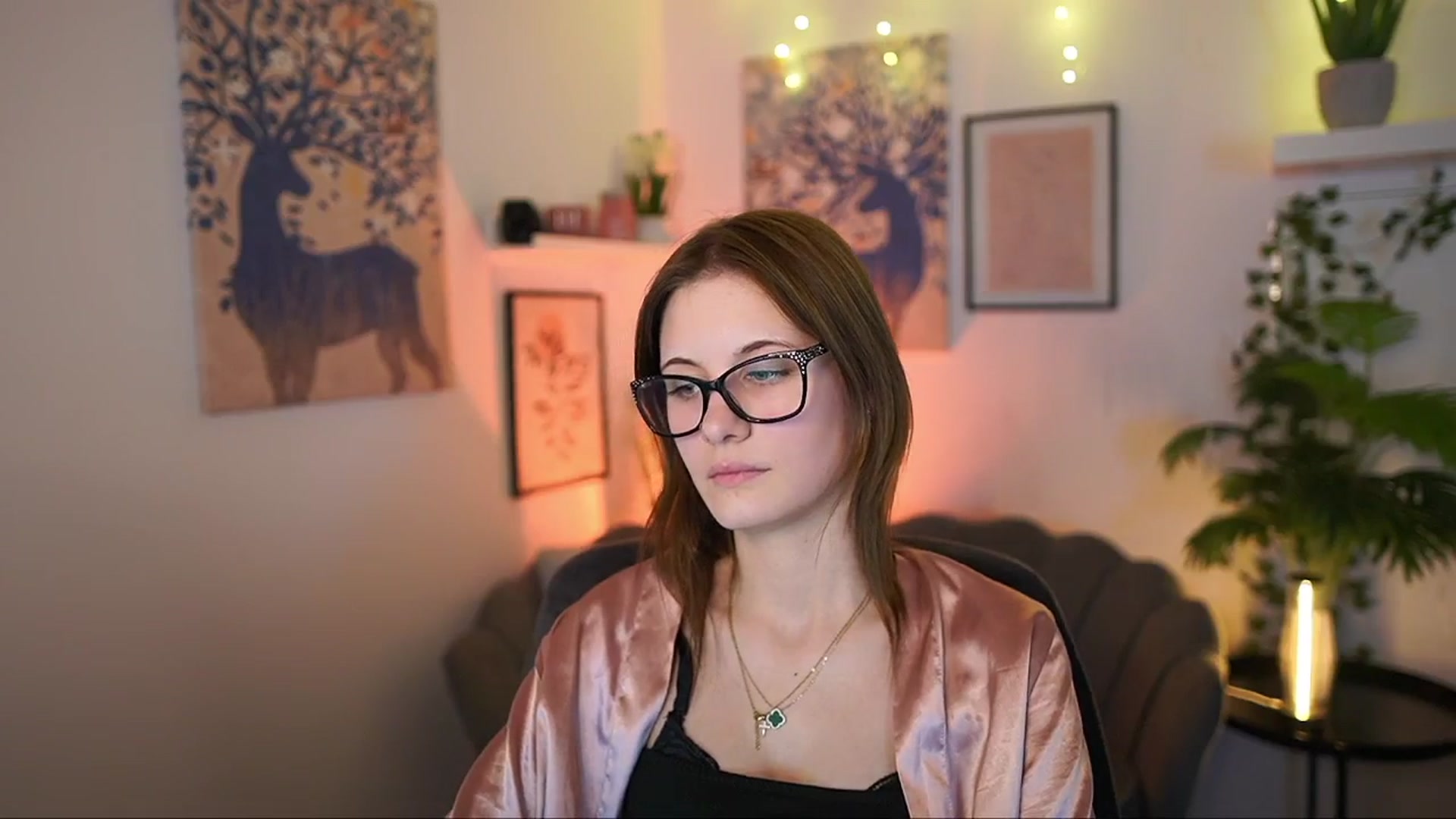 Gallery image thumbnail from Ellie_Shae's myfreecams stream on, 02/27/2025, 19:00 image 19 of 20