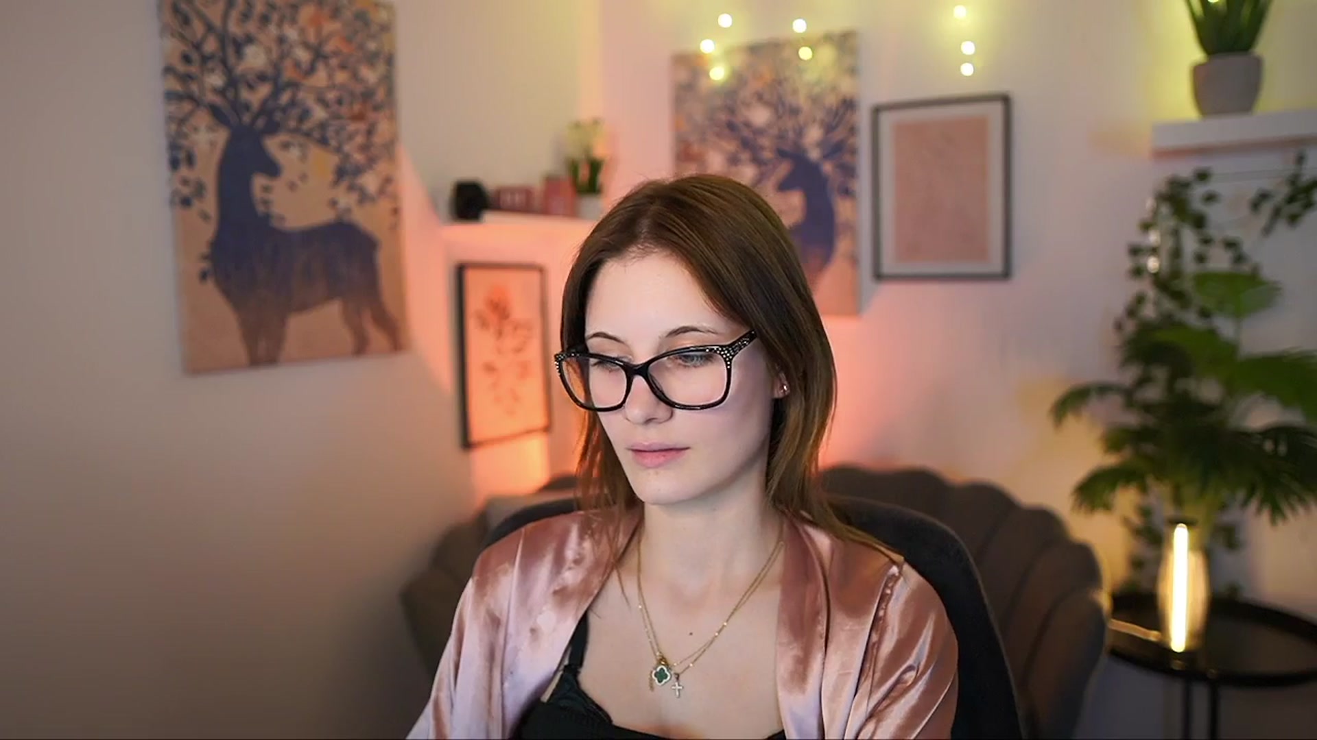 Gallery image thumbnail from Ellie_Shae's myfreecams stream on, 02/27/2025, 19:00 image 2 of 20