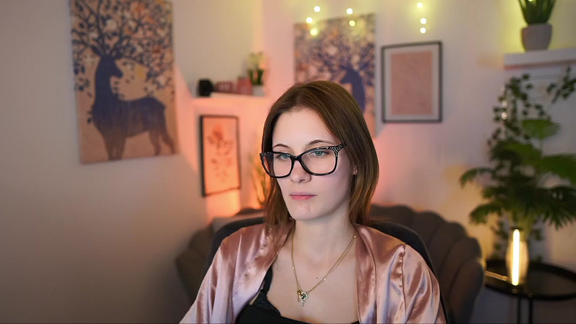 Gallery image thumbnail from Ellie_Shae's myfreecams stream on, 02/27/2025, 19:00 image 1 of 20