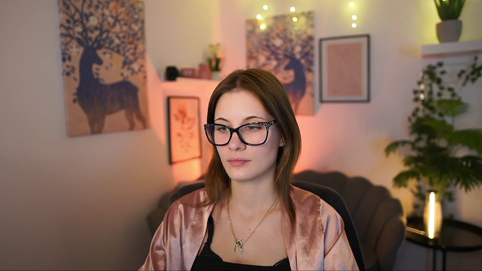 Gallery image thumbnail from Ellie_Shae's myfreecams stream on, 02/27/2025, 19:00 image 11 of 20