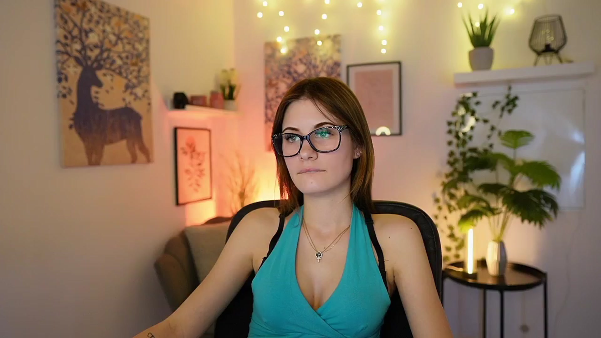 Gallery image thumbnail from Ellie_Shae's myfreecams stream on, 03/11/2025, 15:50 image 15 of 20