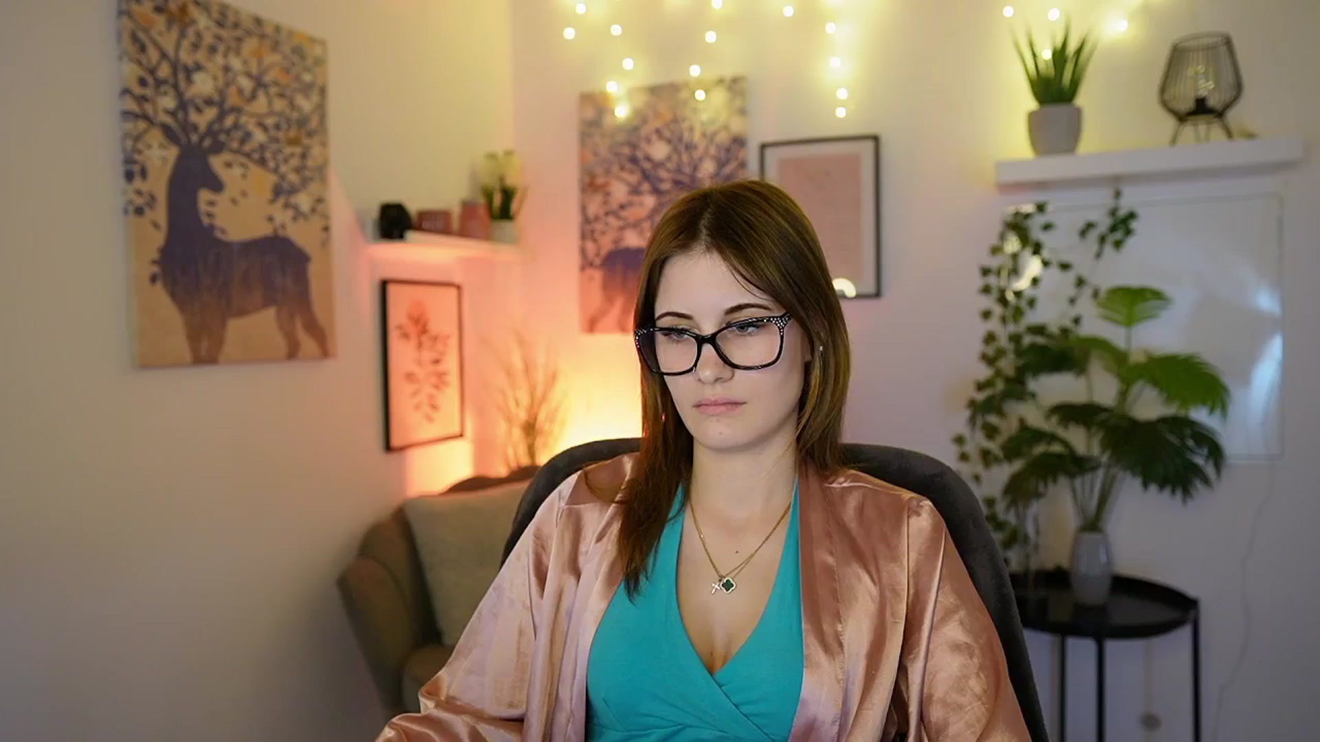 Gallery image thumbnail from Ellie_Shae's myfreecams stream on, 03/11/2025, 17:00 image 7 of 20