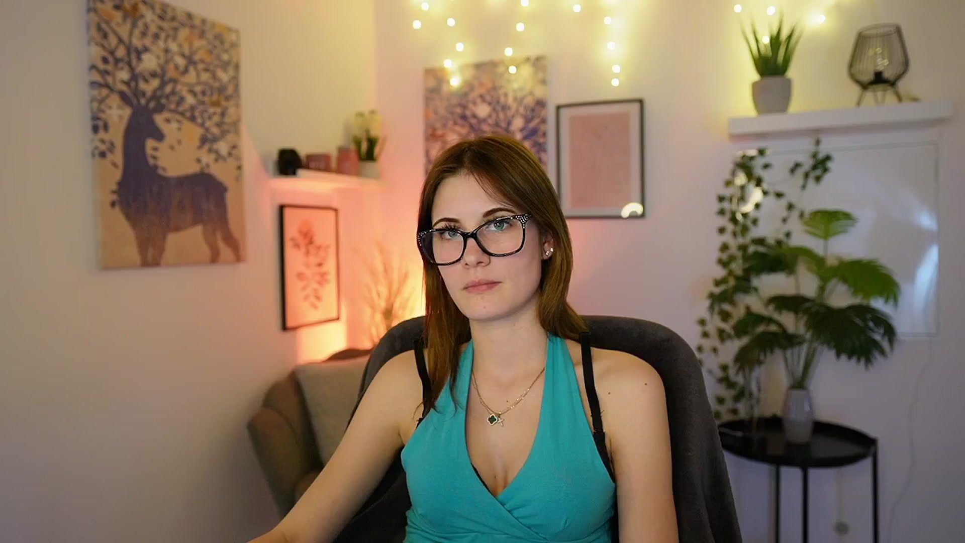 Gallery image thumbnail from Ellie_Shae's myfreecams stream on, 03/11/2025, 17:50 image 16 of 20