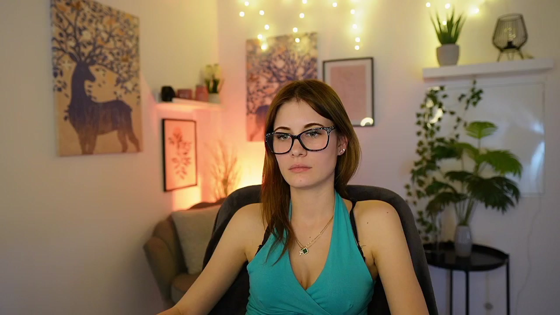 Gallery image thumbnail from Ellie_Shae's myfreecams stream on, 03/11/2025, 17:50 image 3 of 20