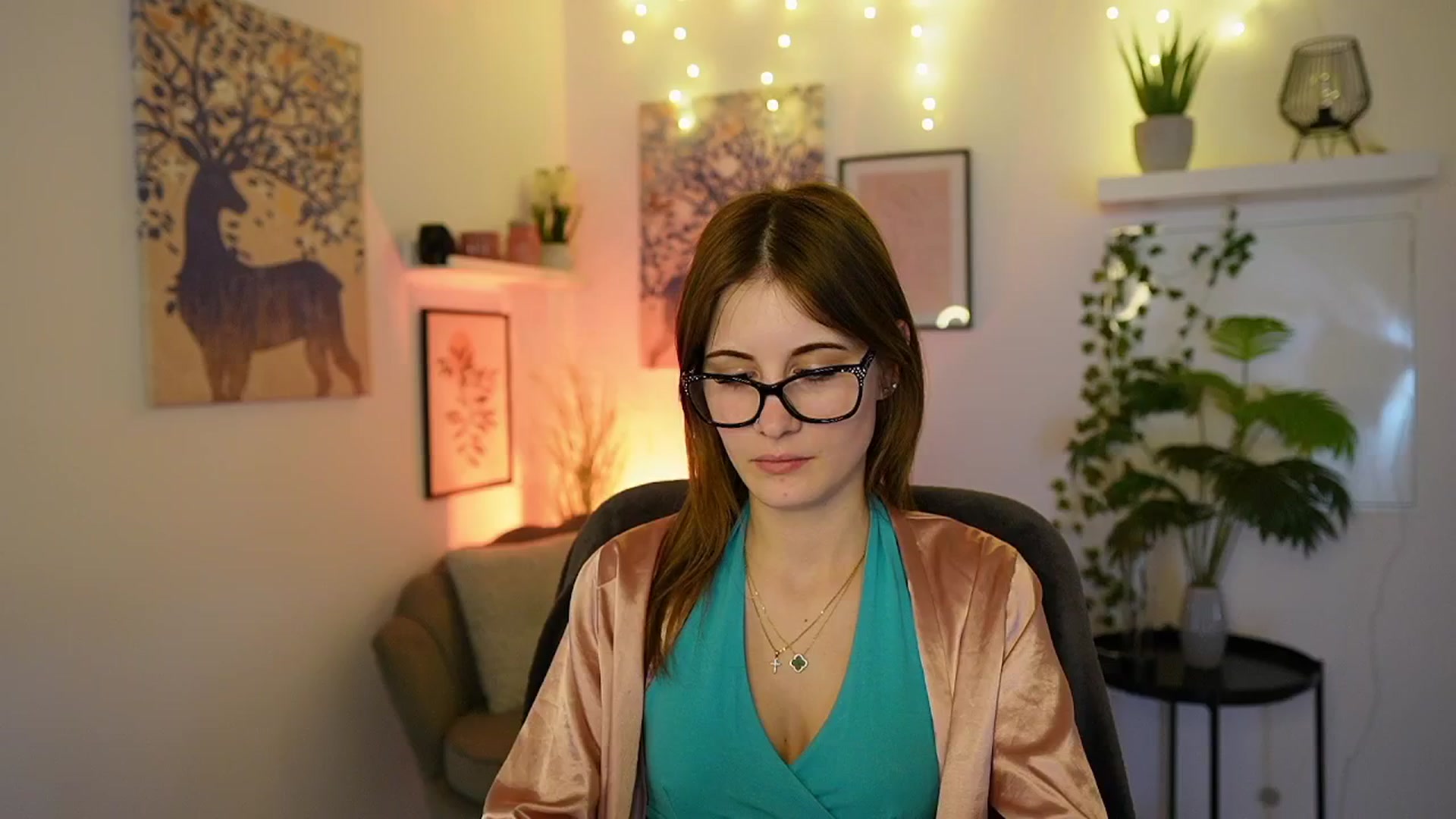 Gallery image thumbnail from Ellie_Shae's myfreecams stream on, 03/11/2025, 19:00 image 8 of 20