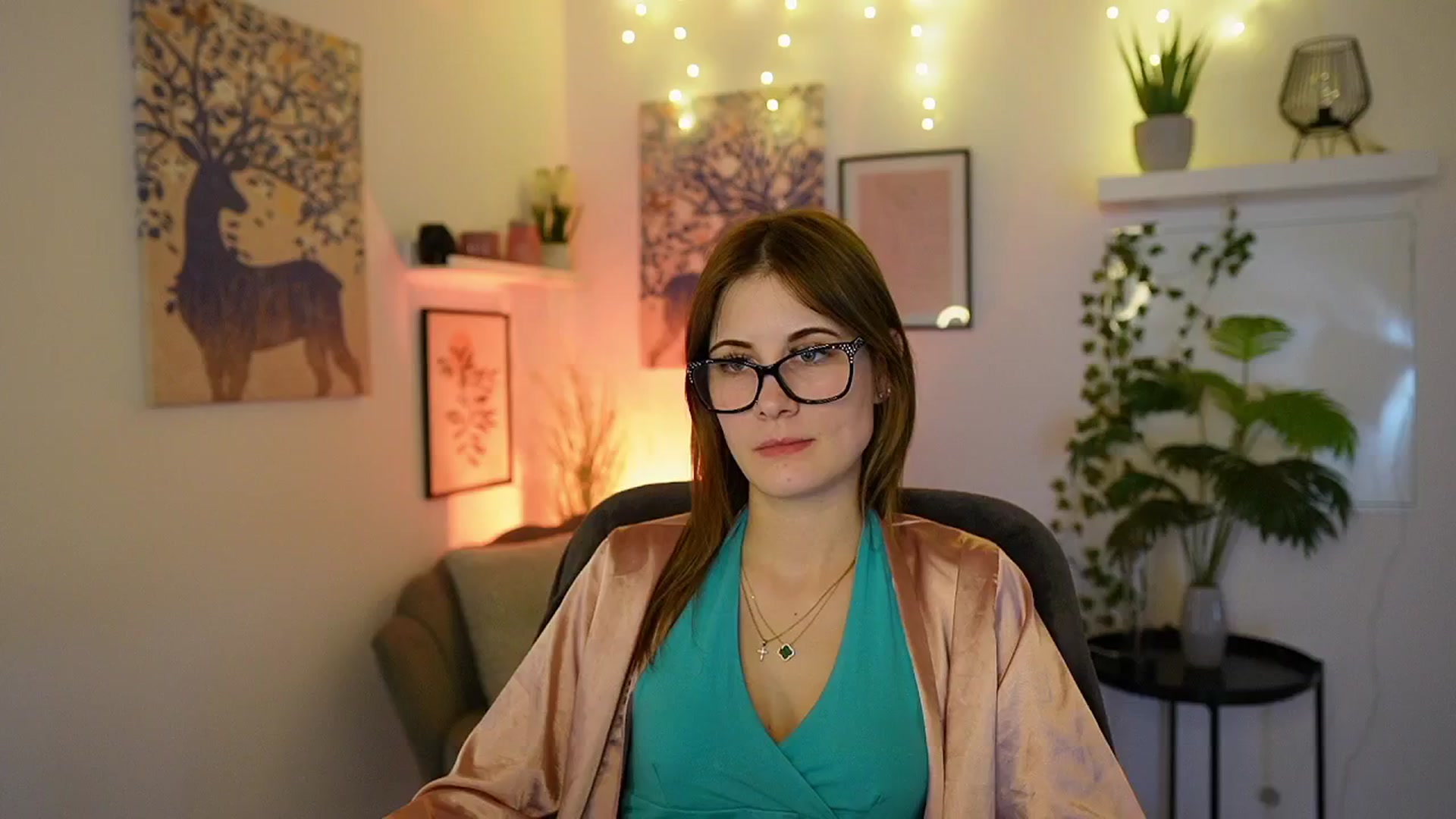 Gallery image thumbnail from Ellie_Shae's myfreecams stream on, 03/11/2025, 19:00 image 13 of 20