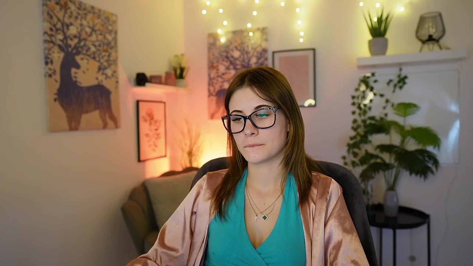 Gallery image thumbnail from Ellie_Shae's myfreecams stream on, 03/11/2025, 19:00 image 18 of 20